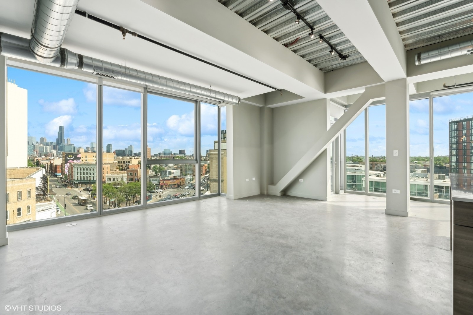 1241 N MILWAUKEE Avenue Unit: 701