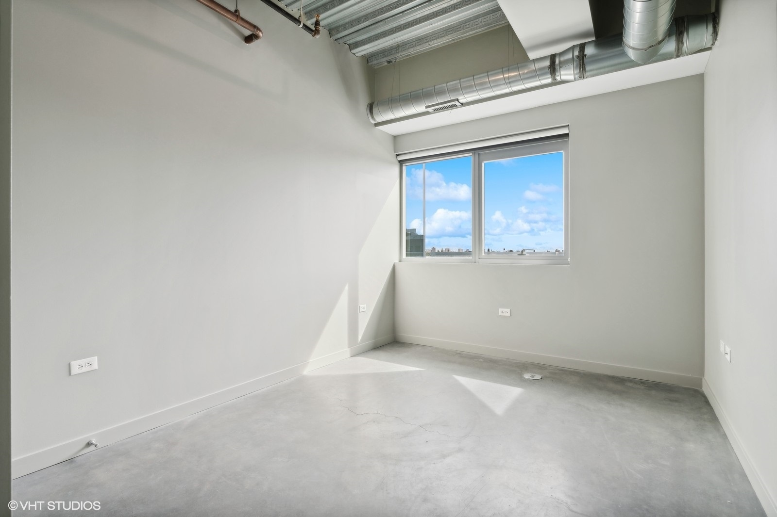 1241 N MILWAUKEE Avenue Unit: 701