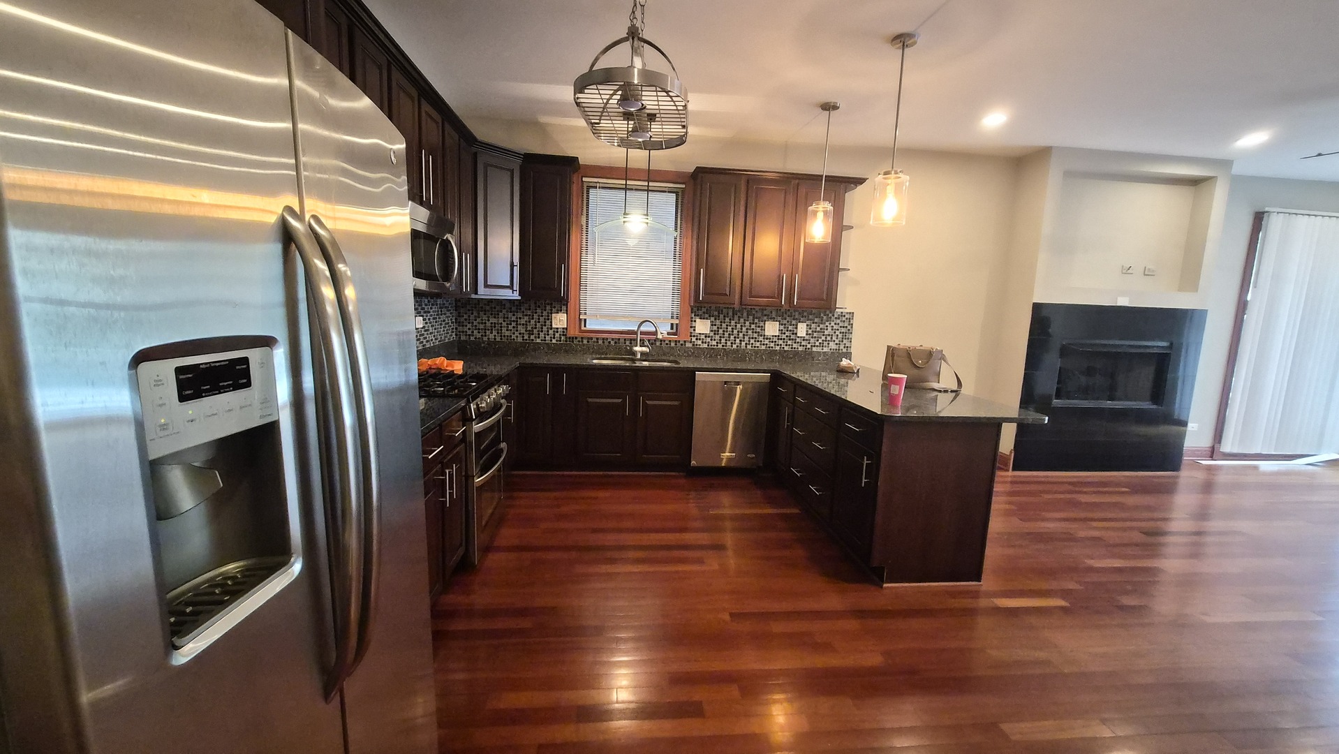 731 N Elizabeth Street Unit: 1