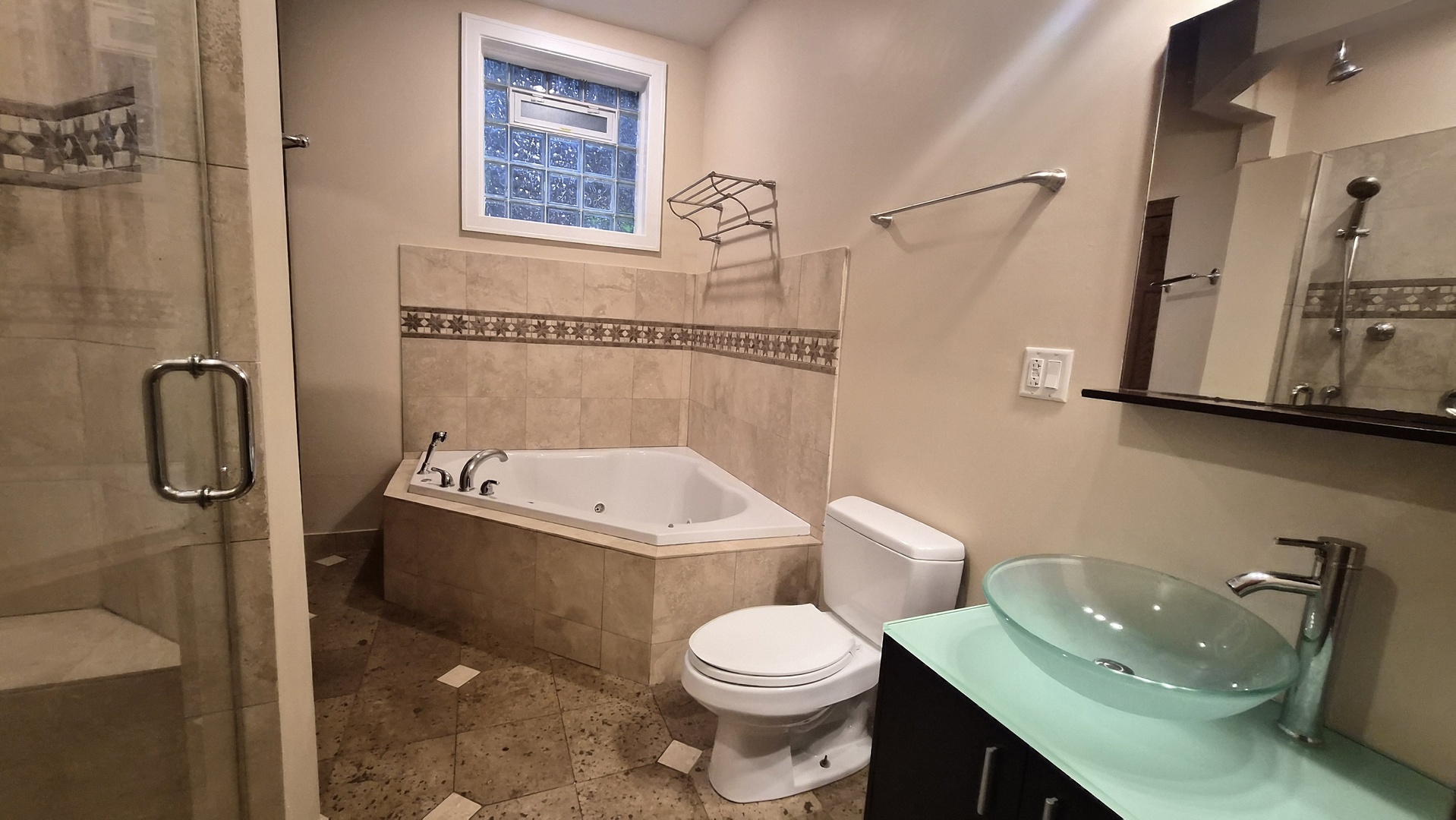 731 N Elizabeth Street Unit: 1