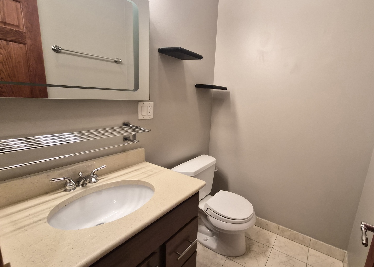 731 N Elizabeth Street Unit: 1