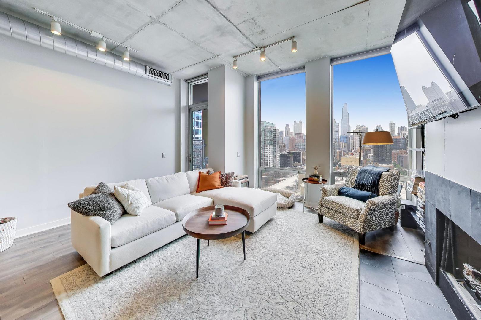 720 N Larrabee Street Unit: 1405