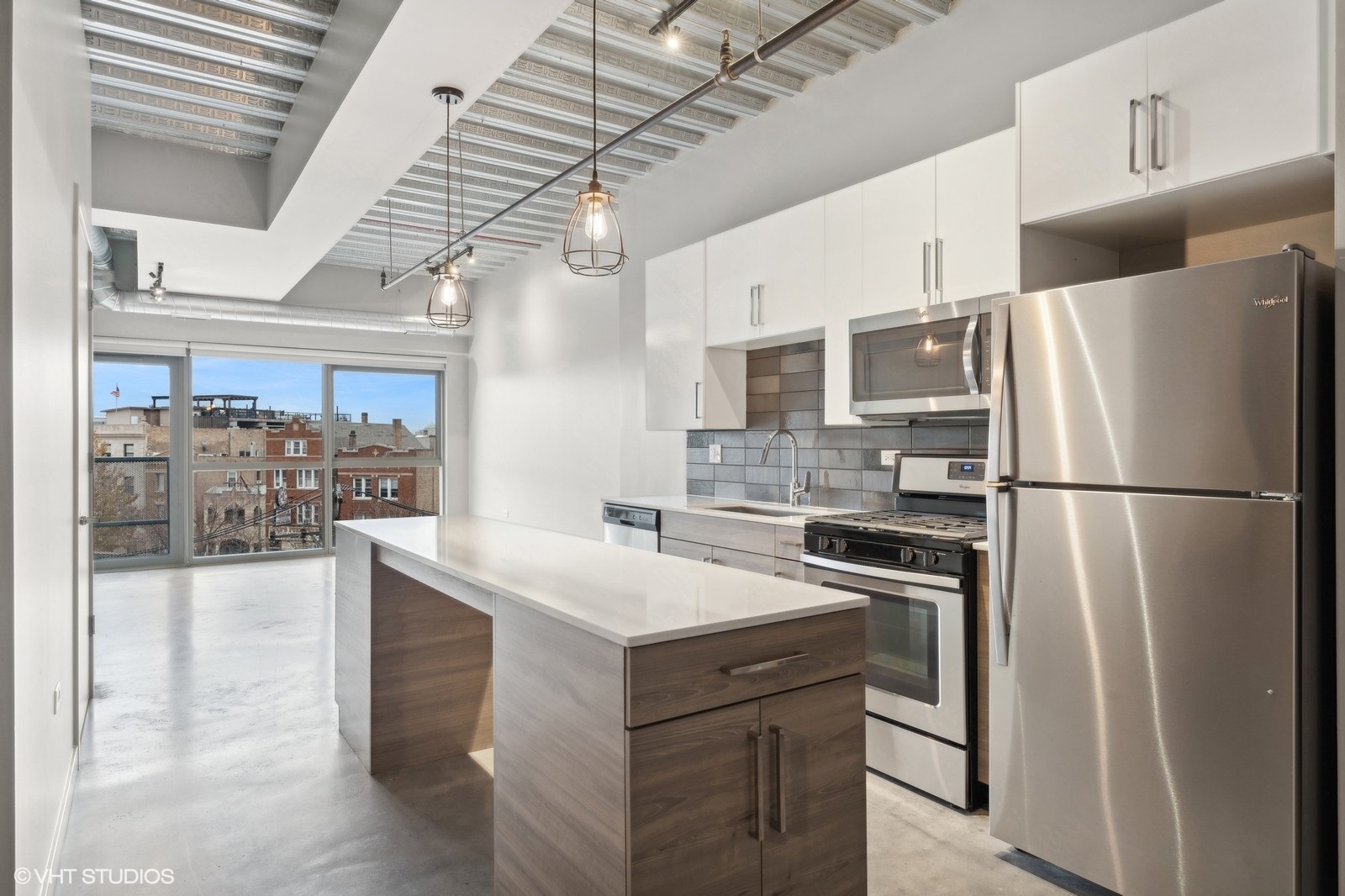 1241 N MILWAUKEE Avenue Unit: 409