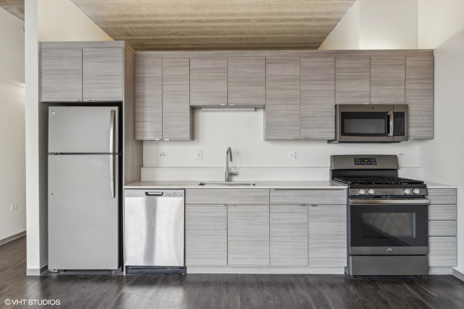 1920 N Milwaukee Avenue Unit: 603