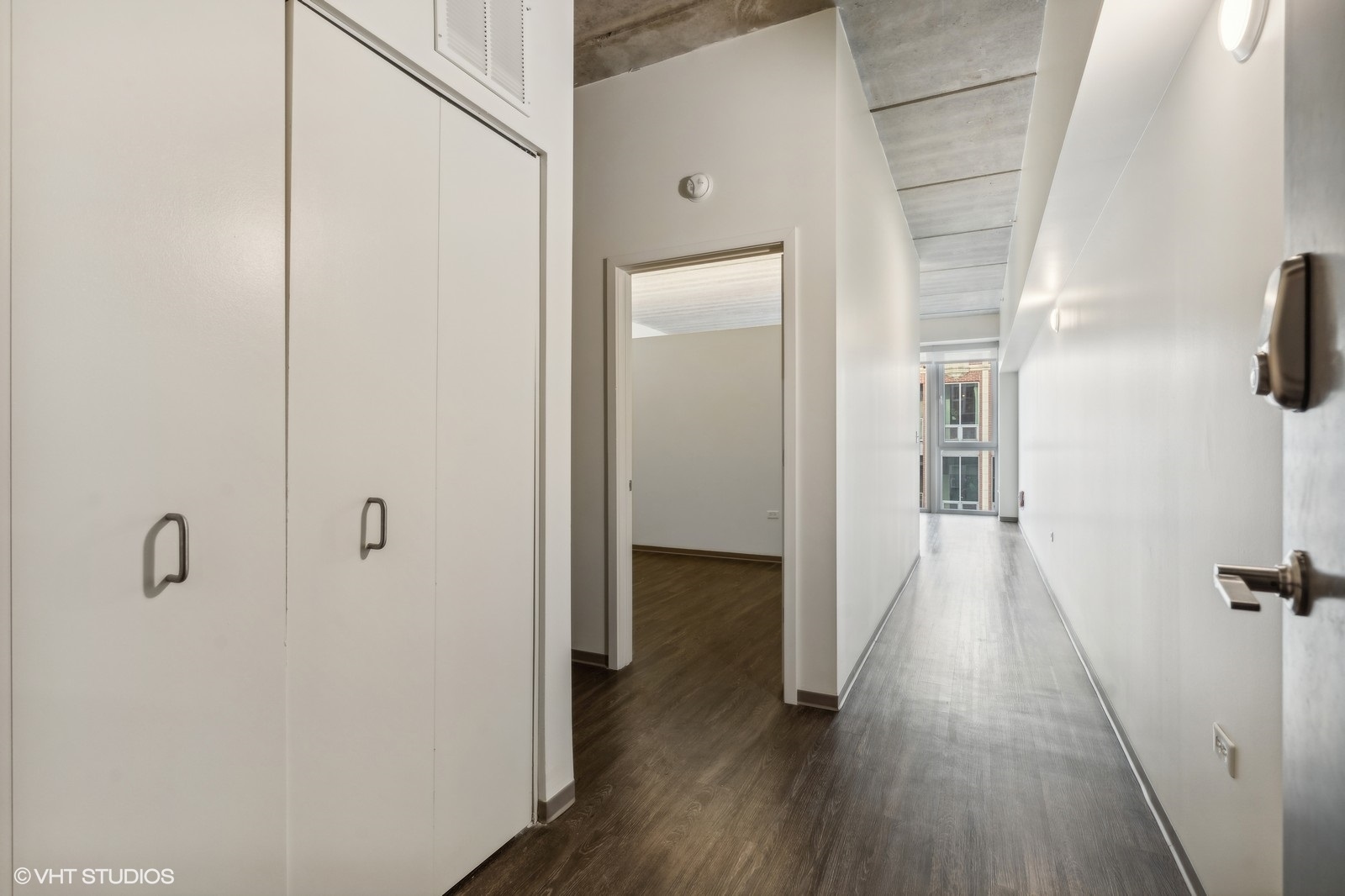 1920 N Milwaukee Avenue Unit: 205