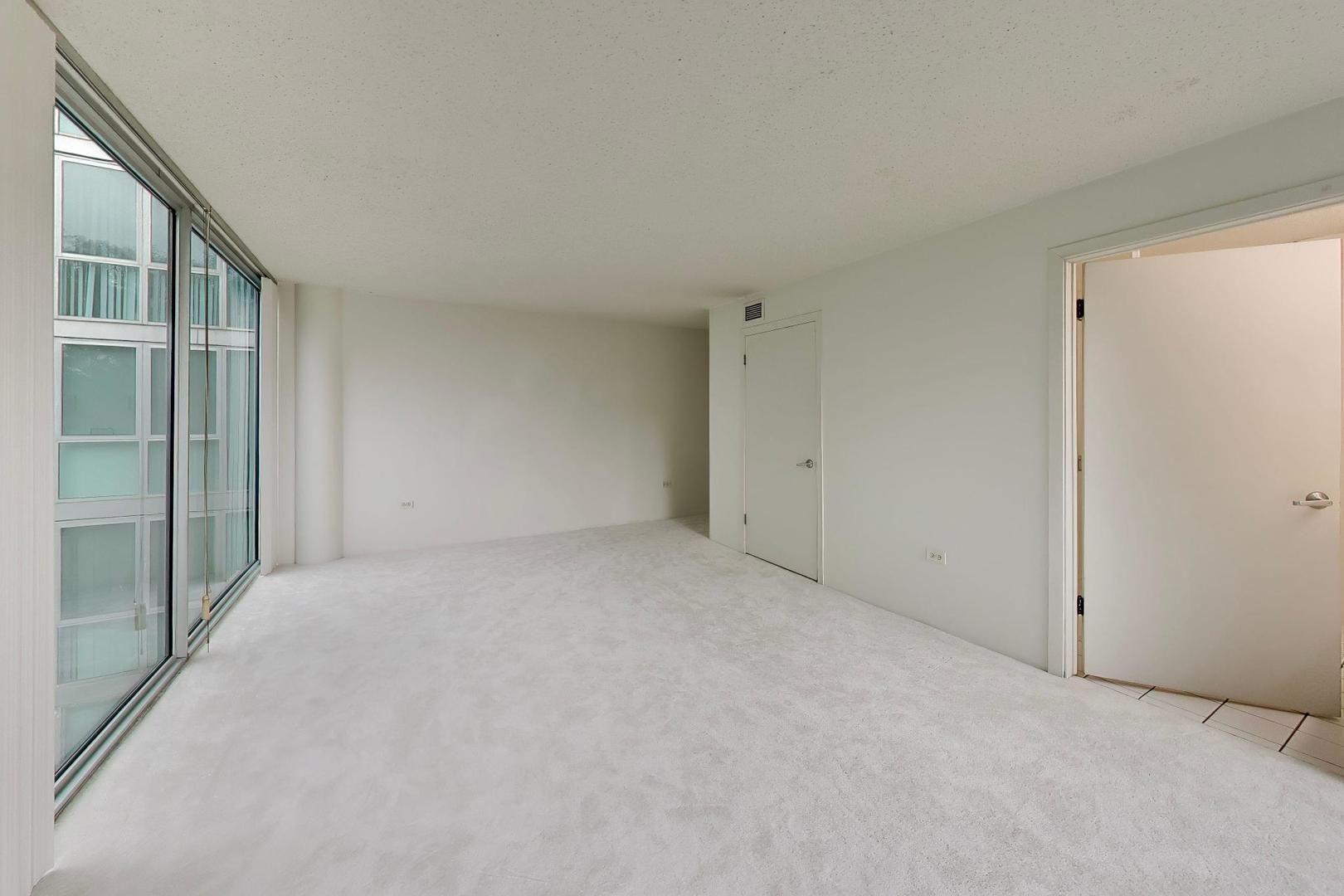 3115 S Michigan Avenue Unit: 307