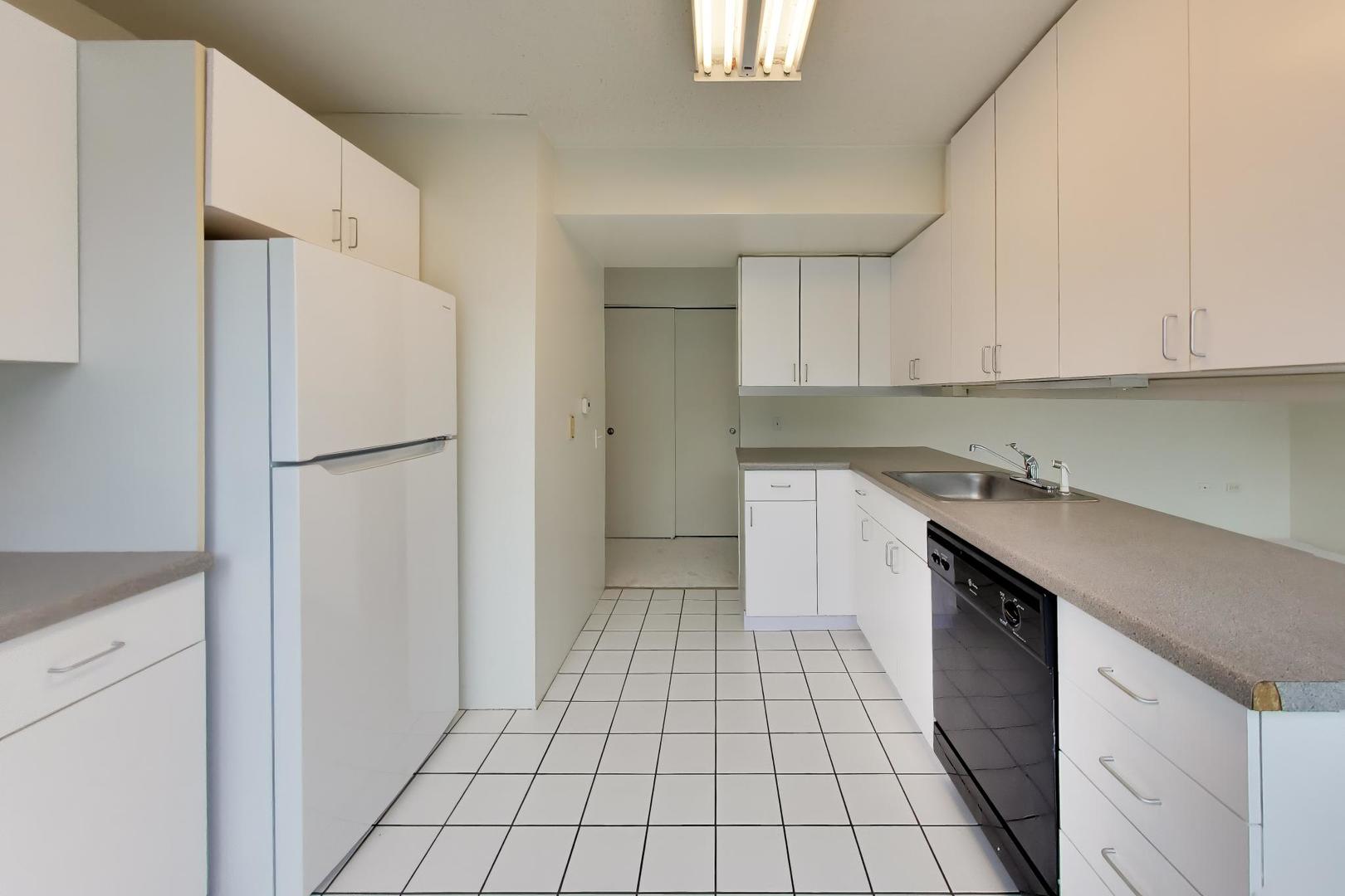 3115 S Michigan Avenue Unit: 307
