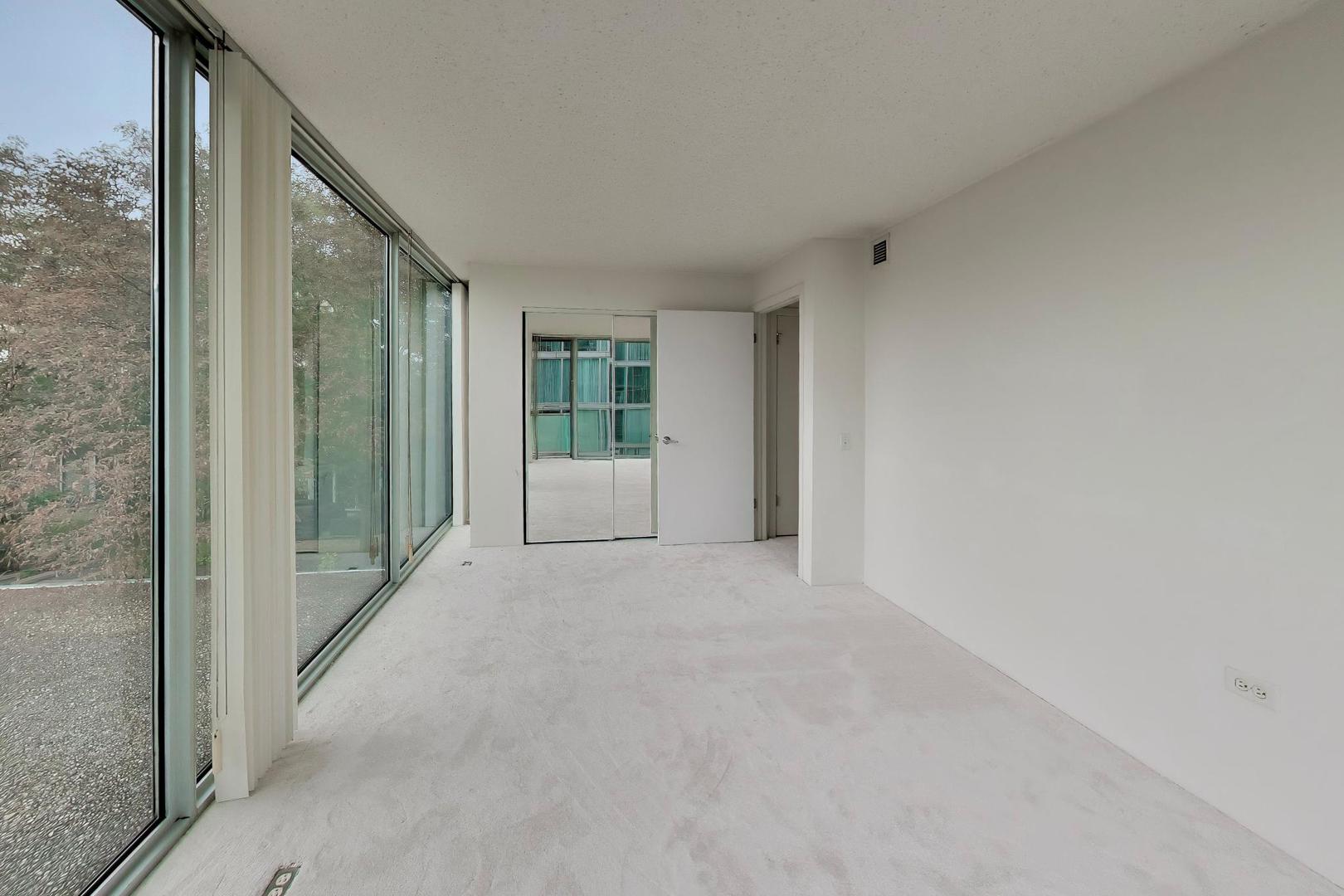 3115 S Michigan Avenue Unit: 307