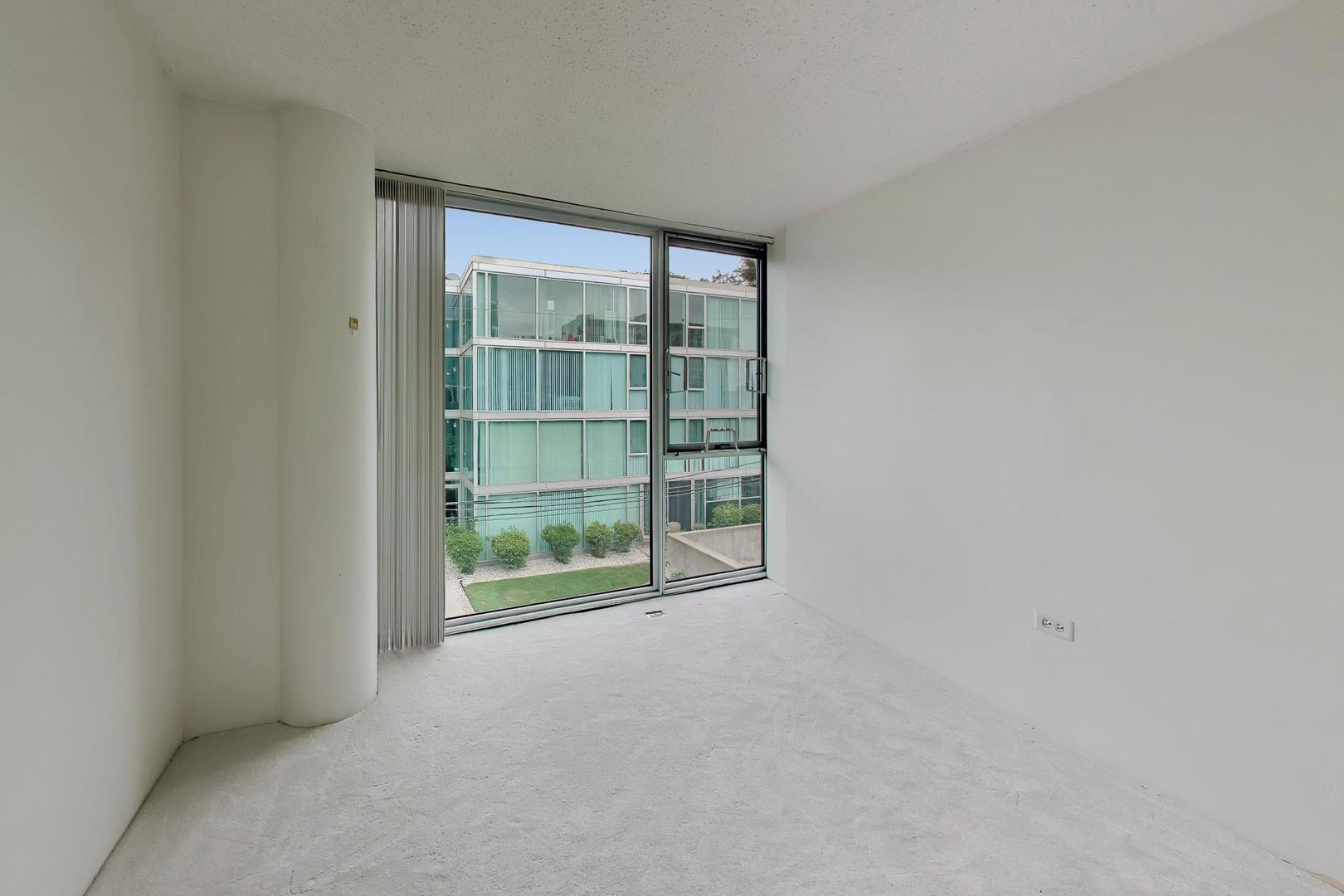 3115 S Michigan Avenue Unit: 307