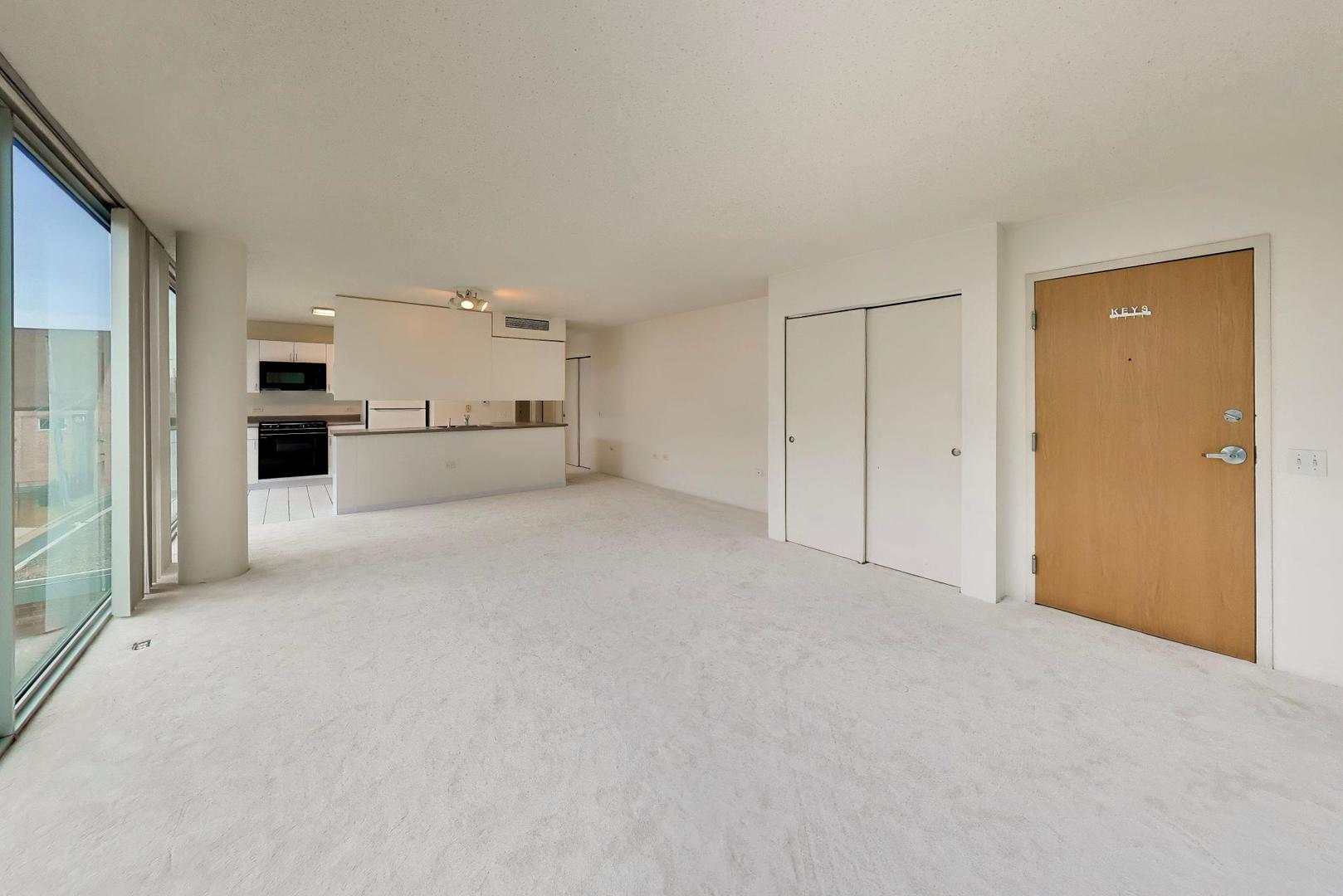 3115 S Michigan Avenue Unit: 307