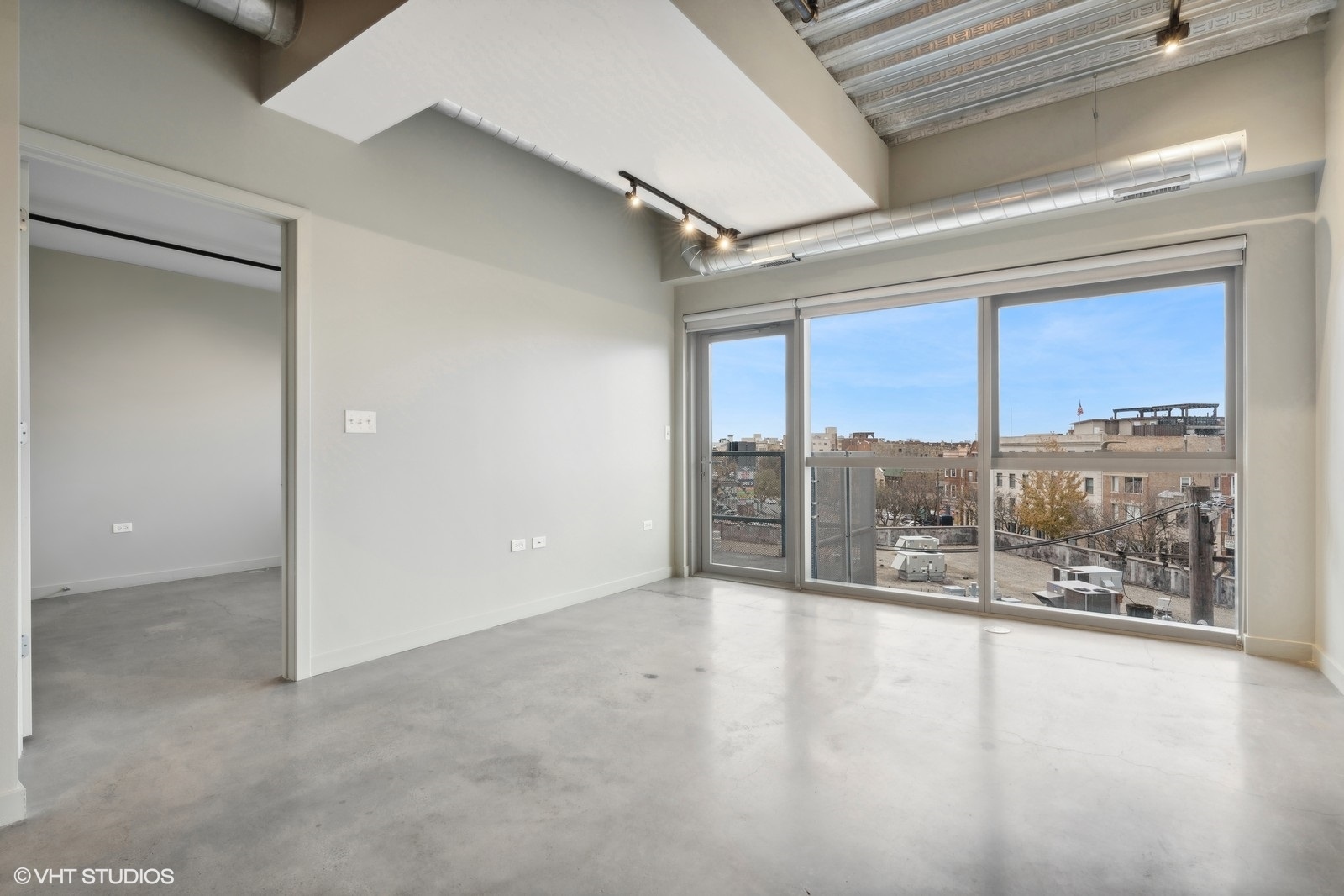 1241 N MILWAUKEE Avenue Unit: 605