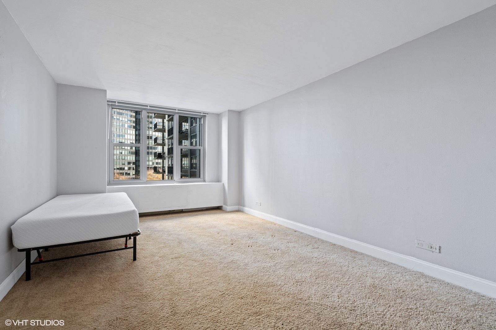 400 E Randolph Street Unit: 1123