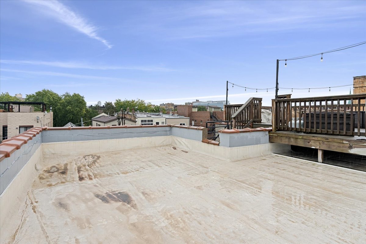 3223 N Clifton Avenue Unit: 3N