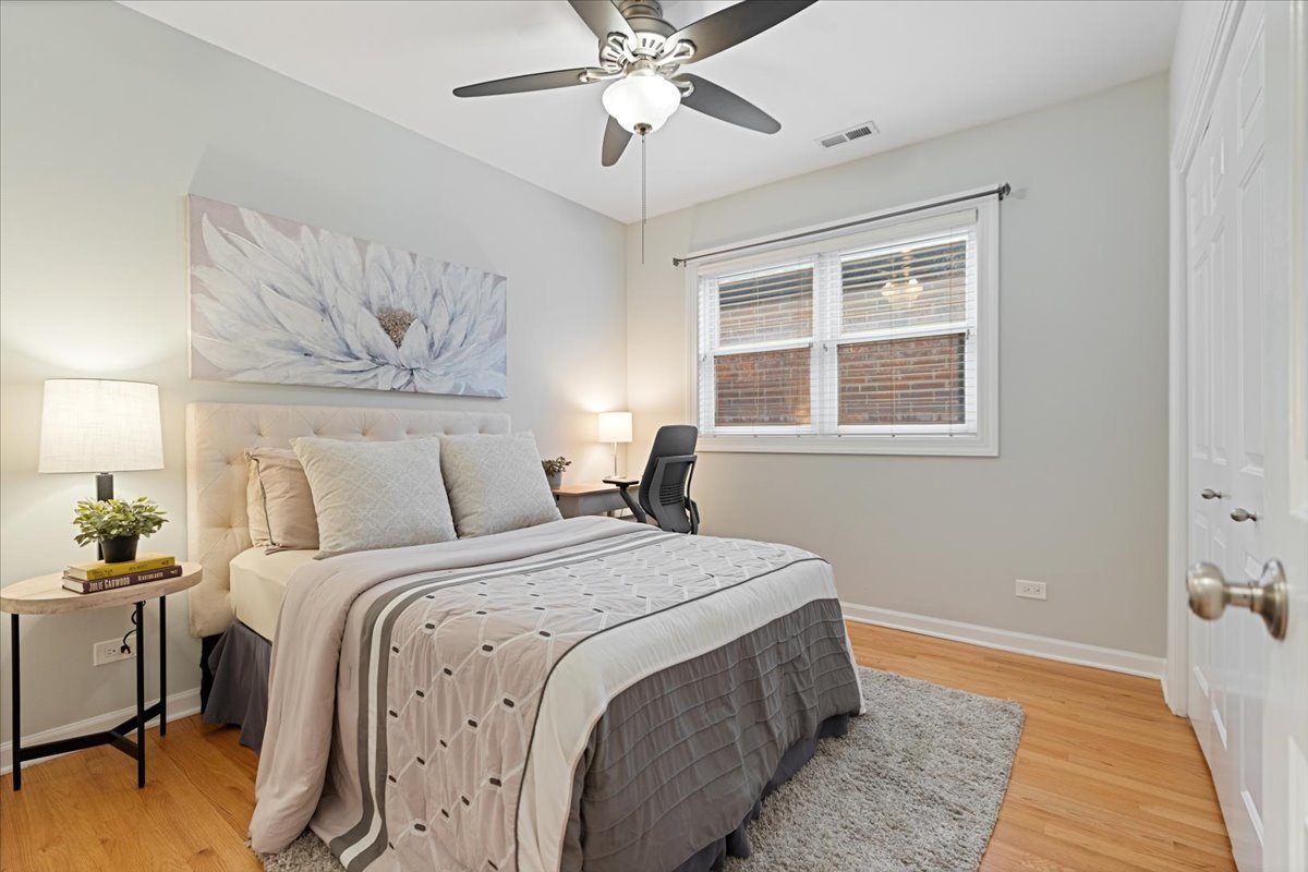 3223 N Clifton Avenue Unit: 3N