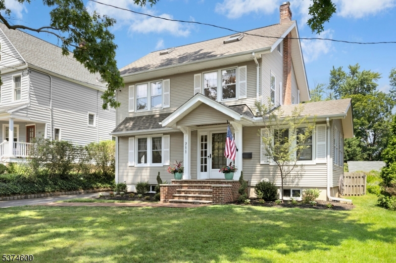 711 Westfield Ave