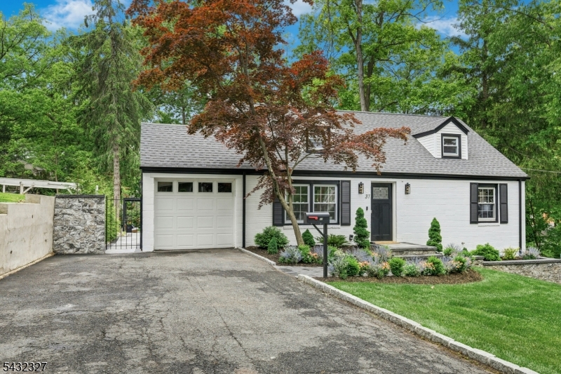 37 Seaman Rd
