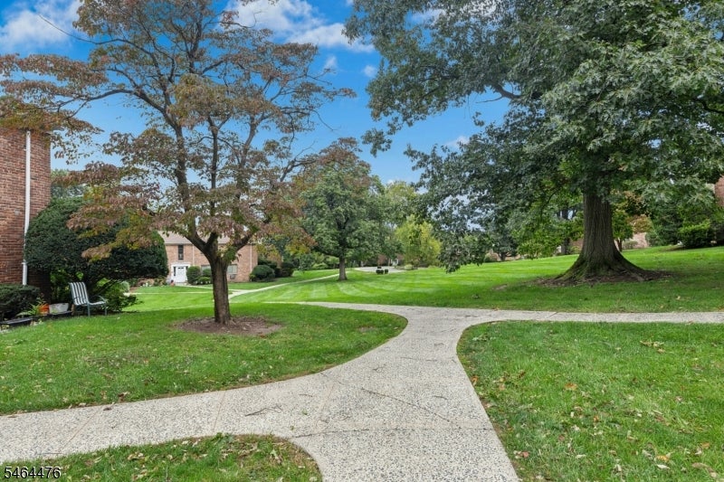 86B Troy Dr B