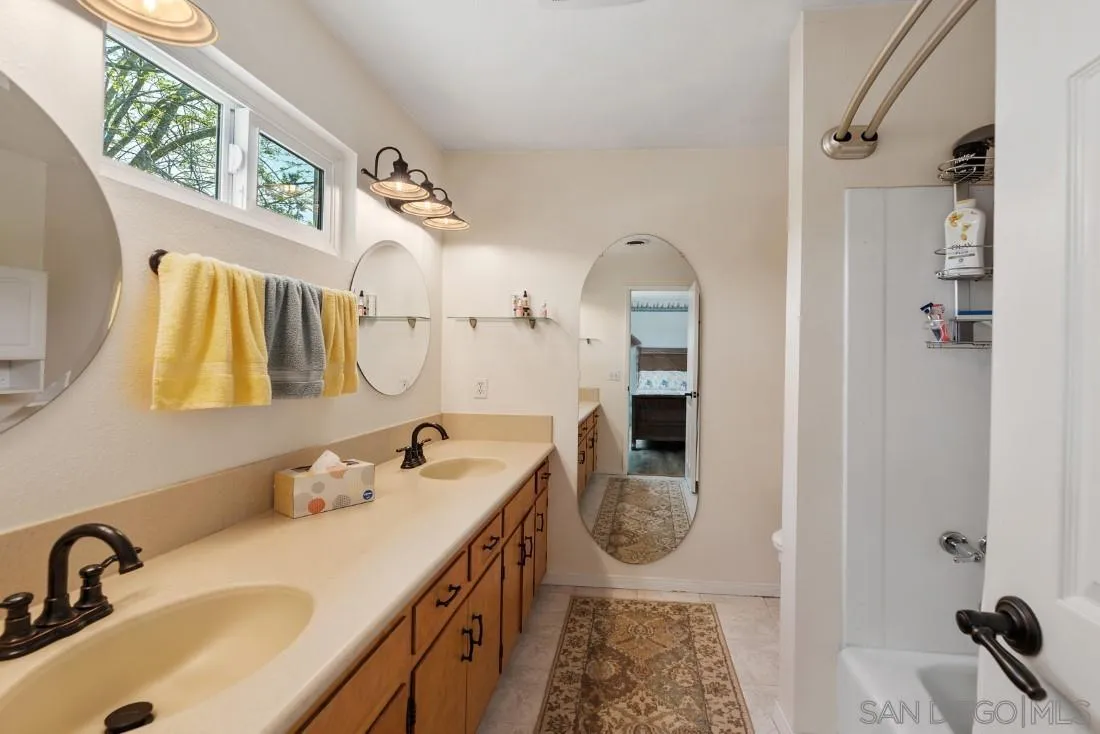 2229 San Diego Avenue