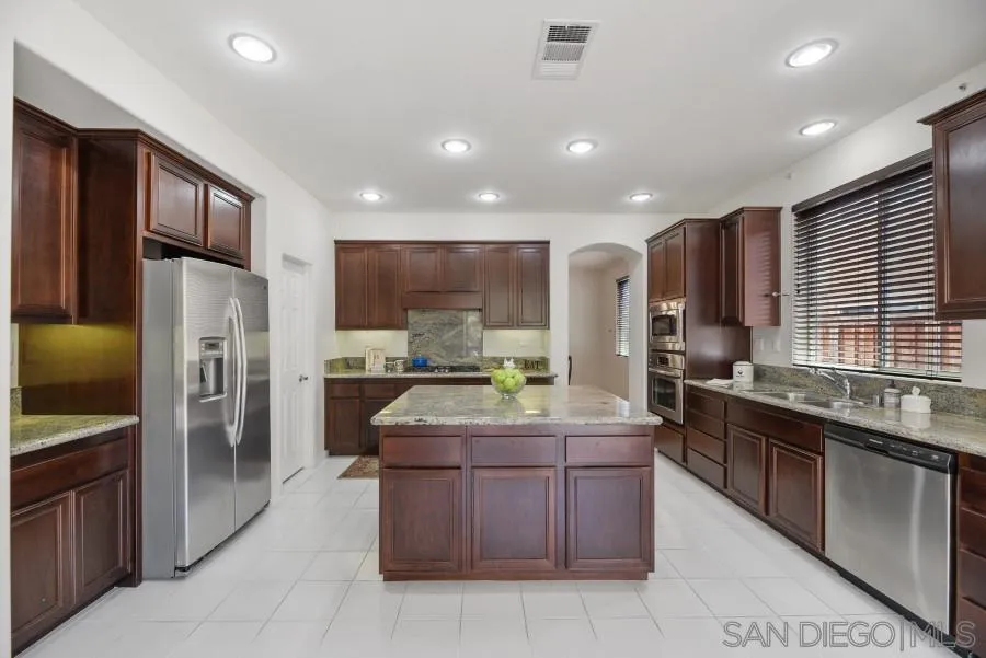 1251 Bellingham Drive