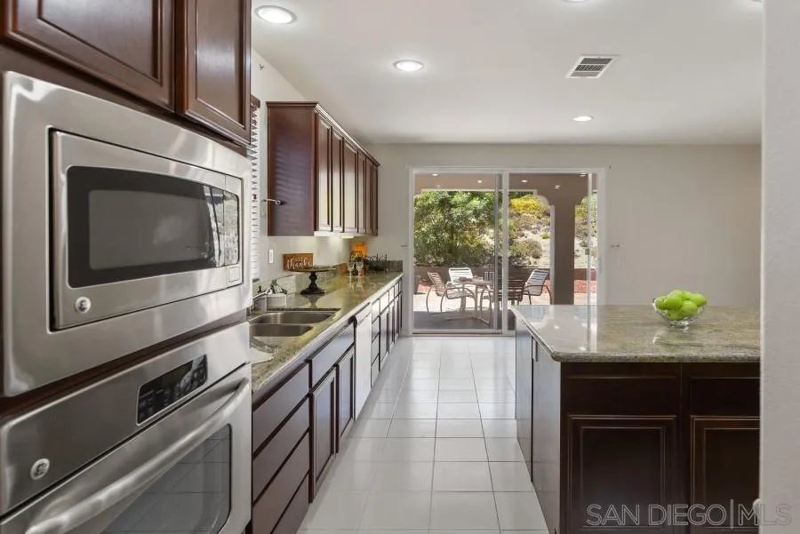 1251 Bellingham Drive