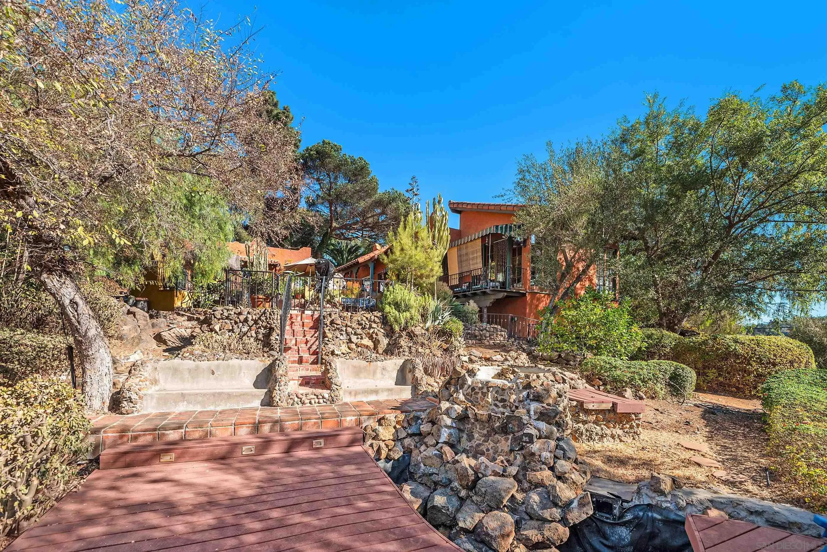 8873 Golf Drive