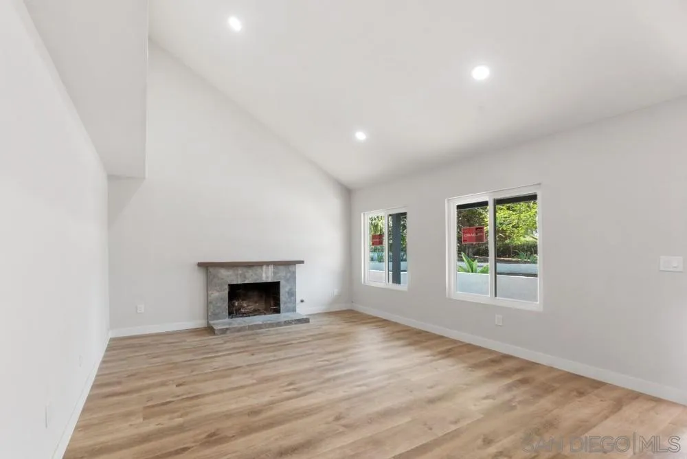 13765 Celestial Rd