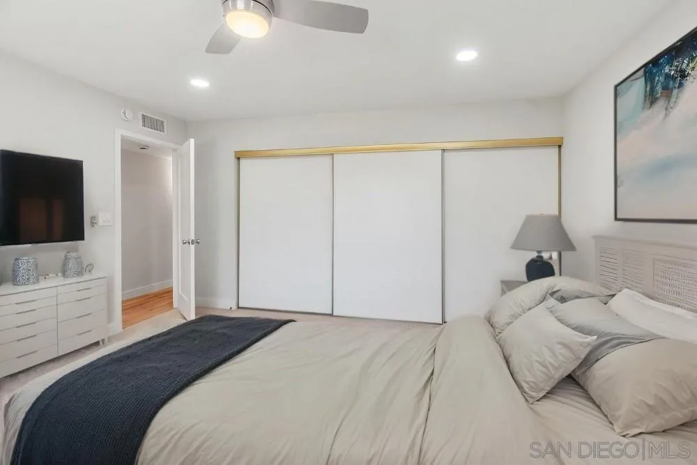 13765 Celestial Rd
