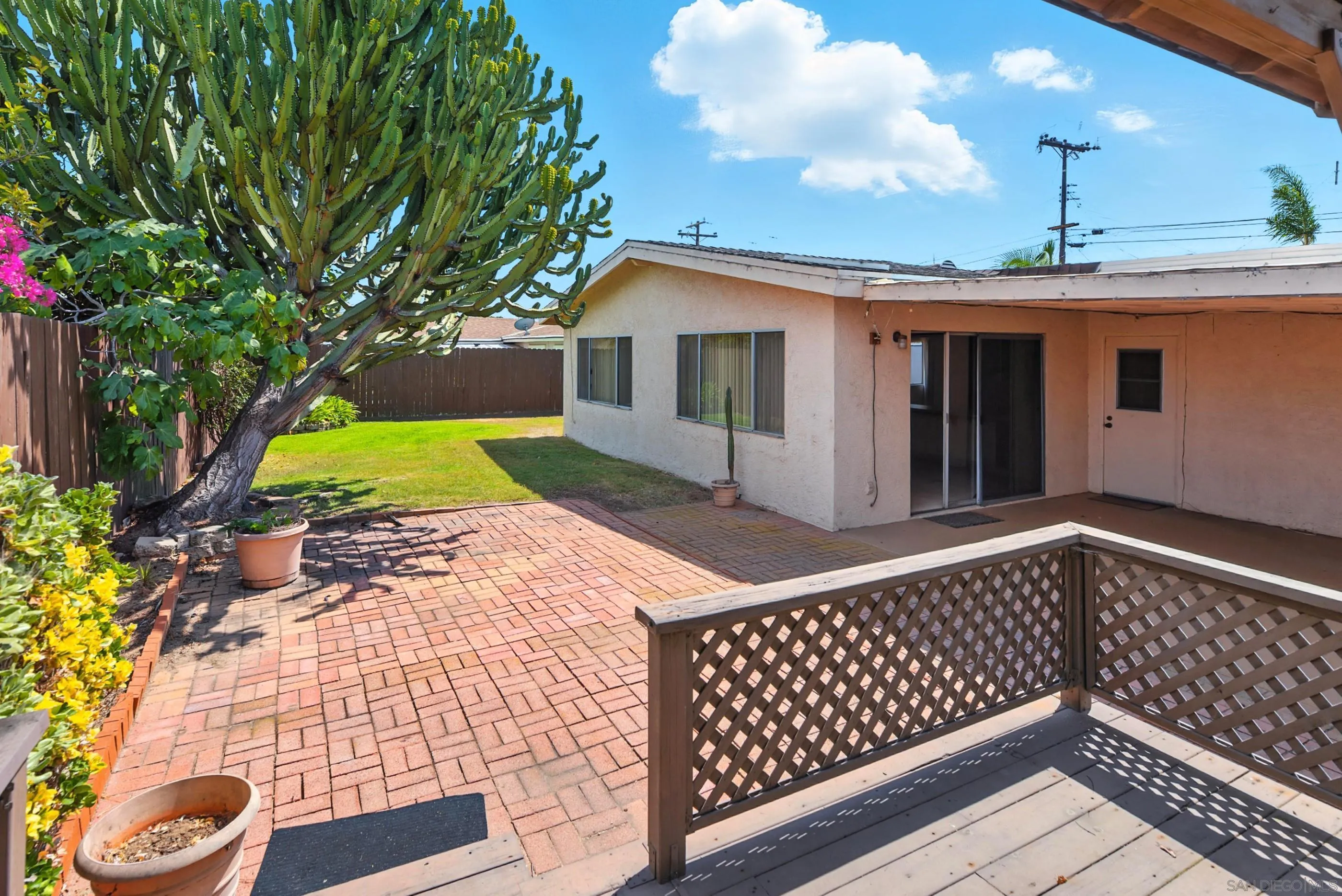 1231 Napa Ave