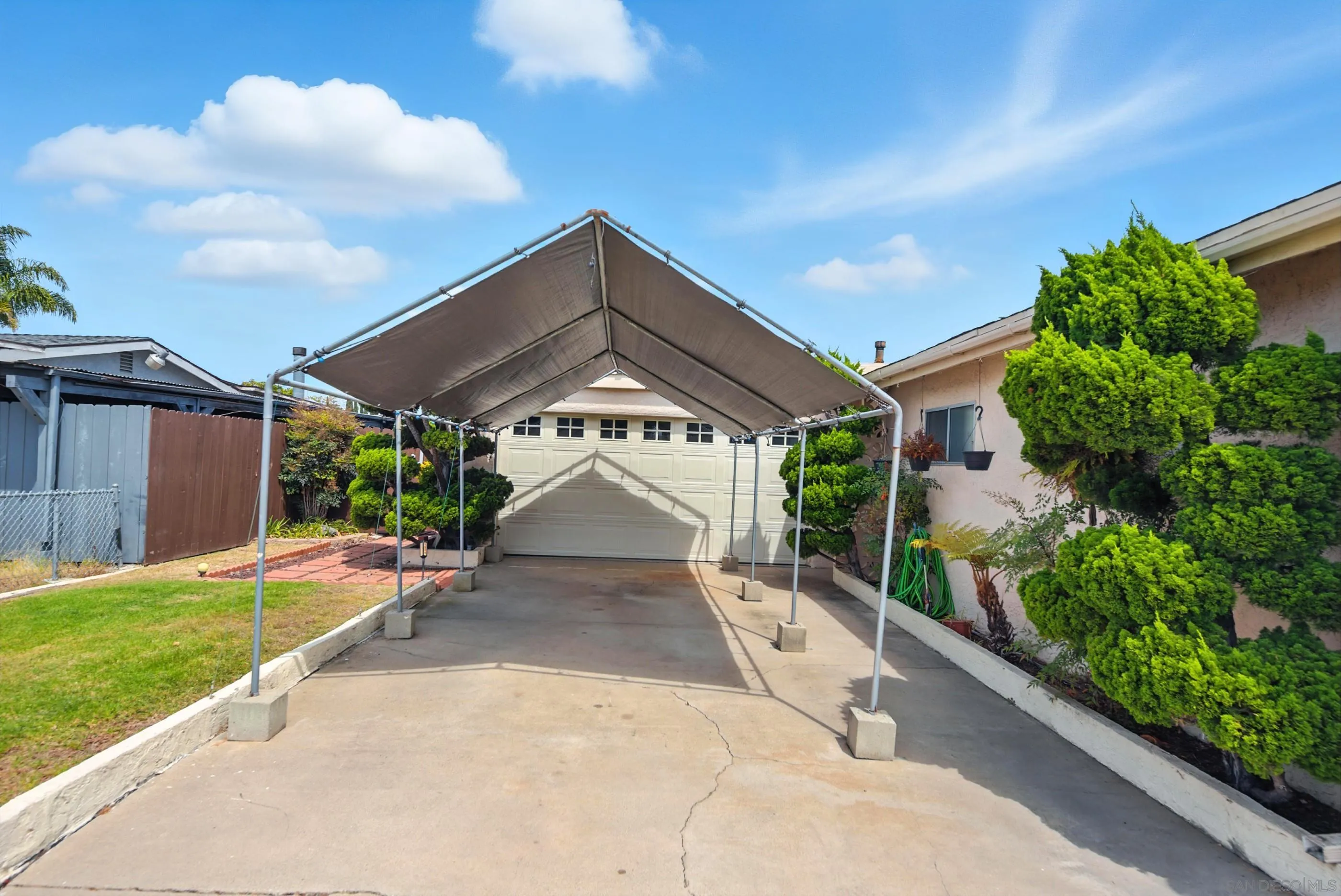 1231 Napa Ave