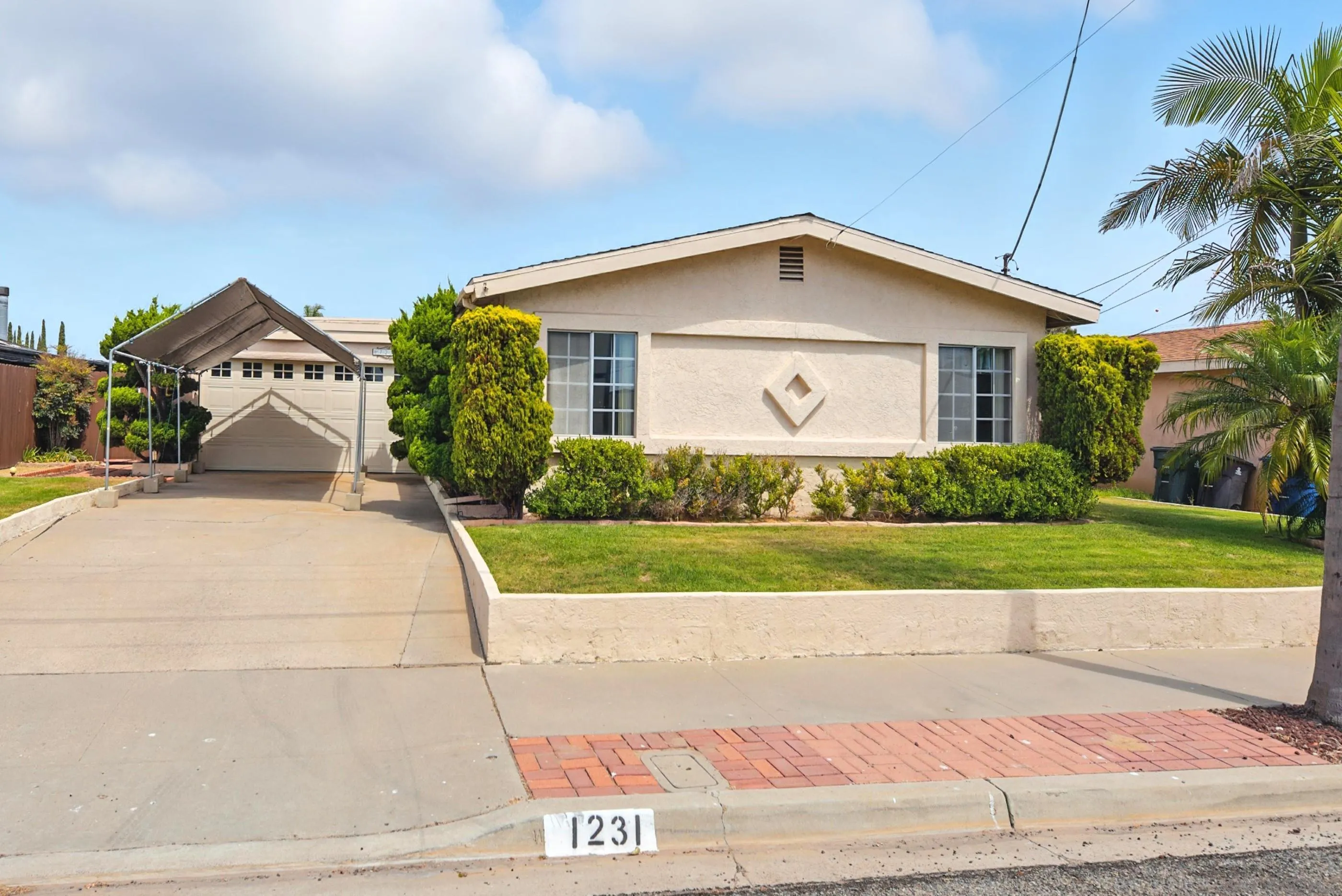 1231 Napa Ave