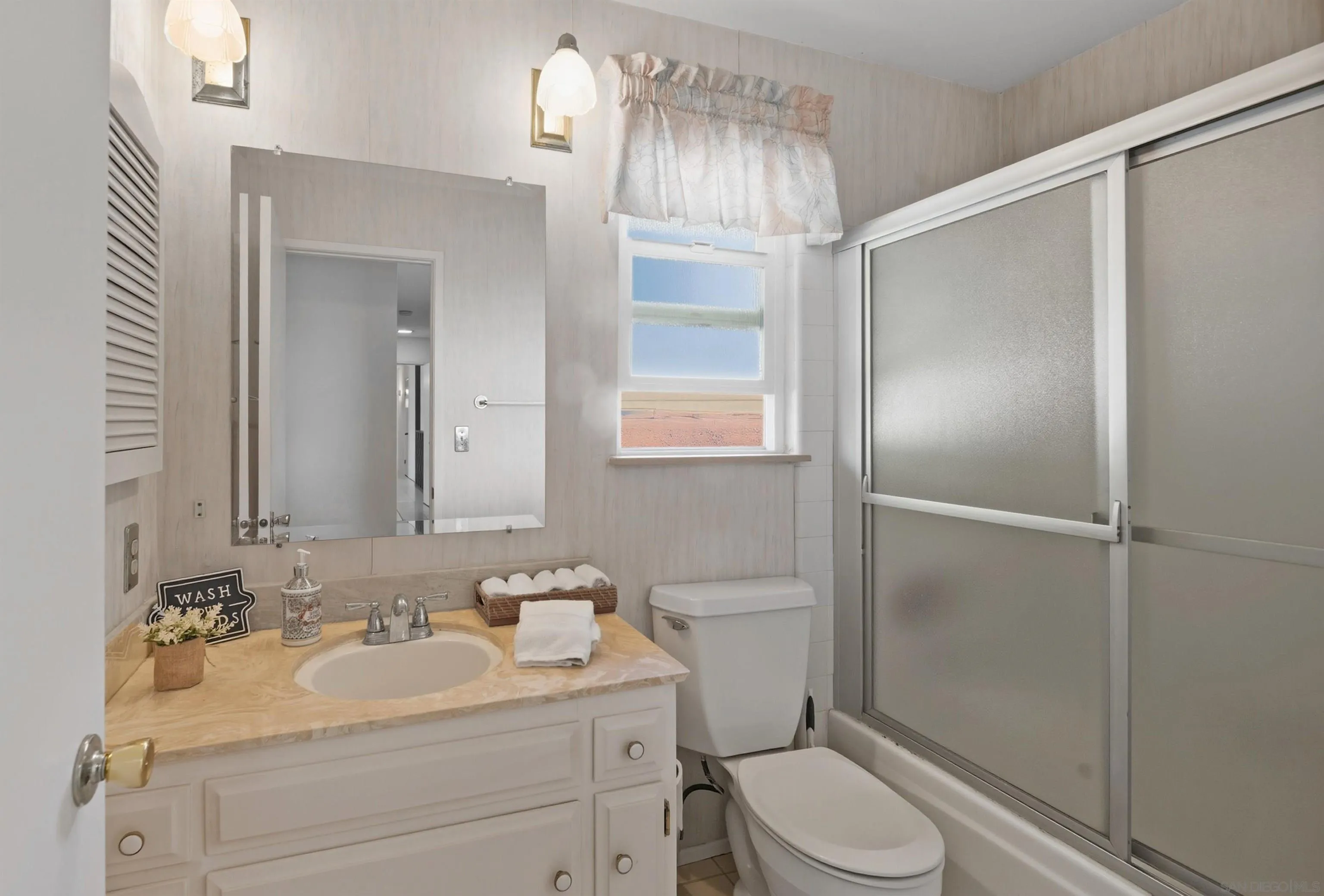 12907 Francine Terrace