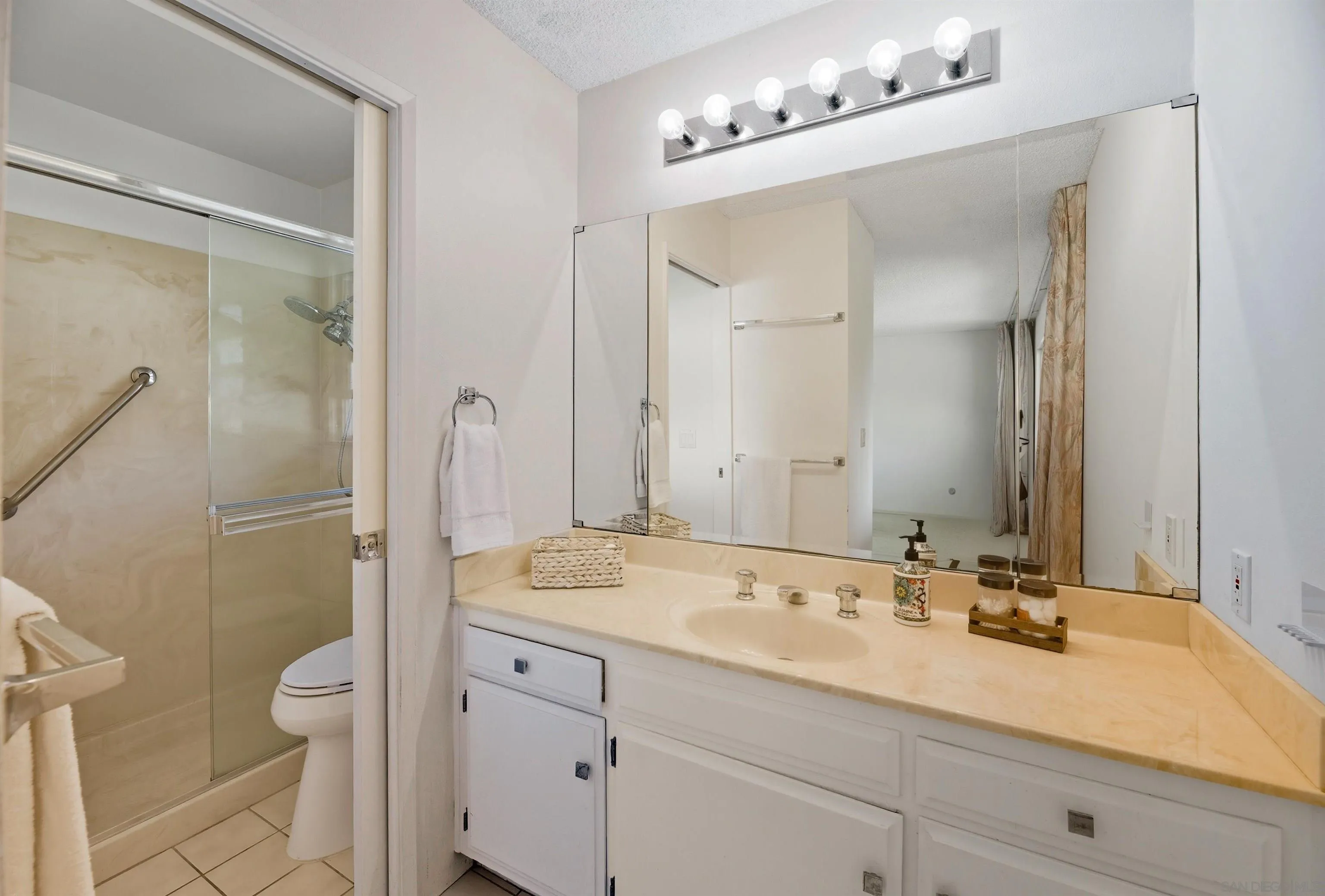 12907 Francine Terrace