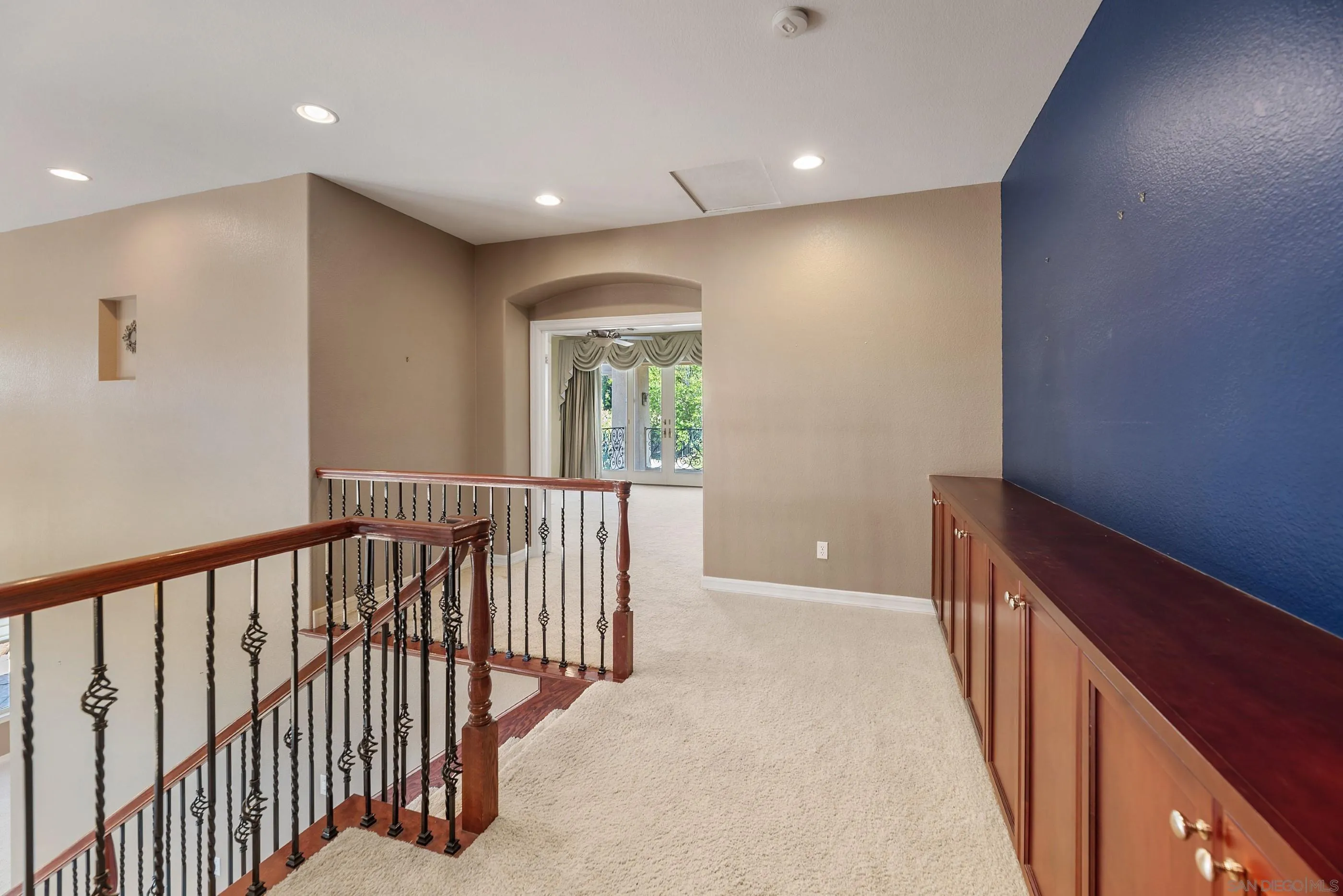 11721 Treadwell Dr