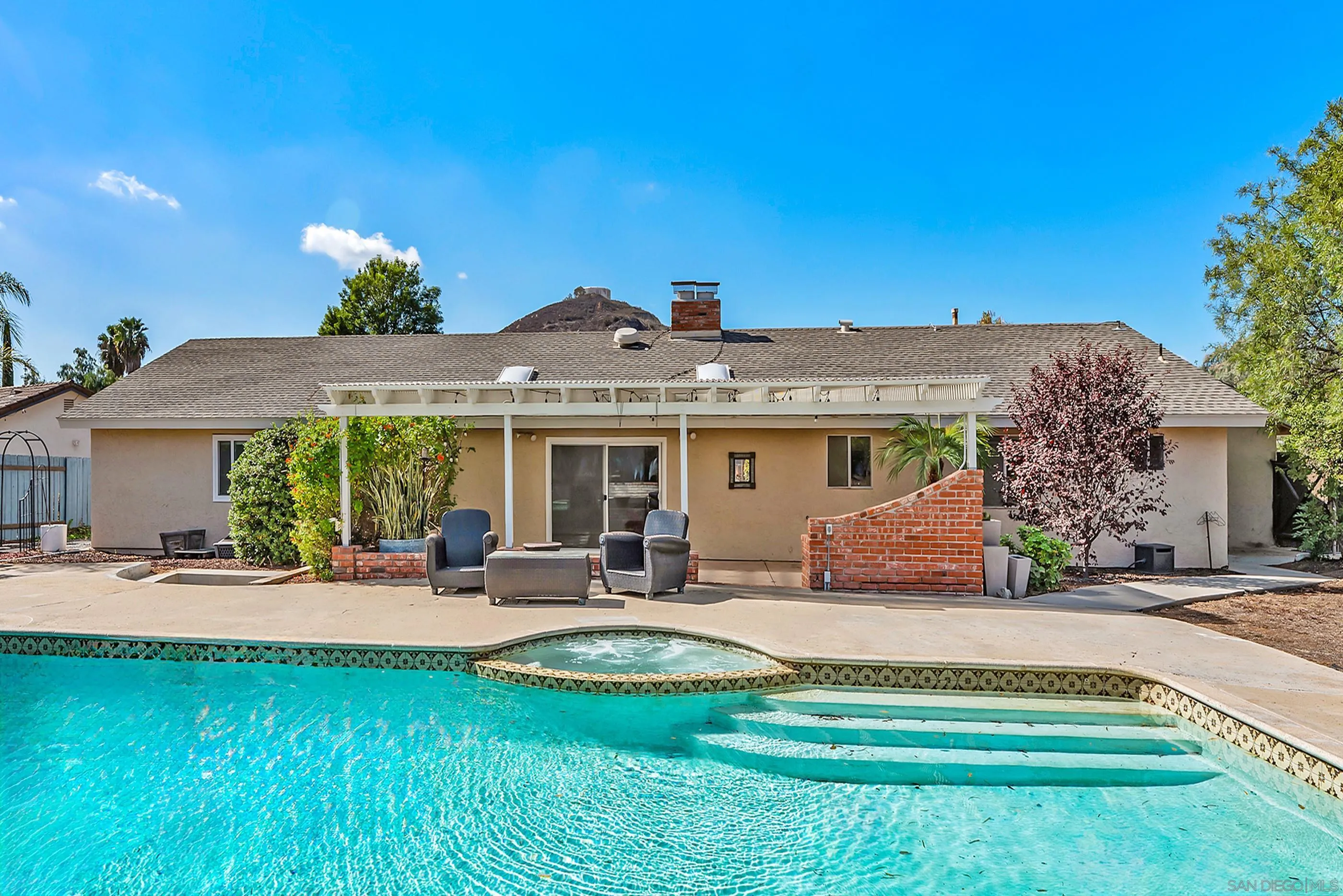 1803 Hillsdale Ln, El Cajon