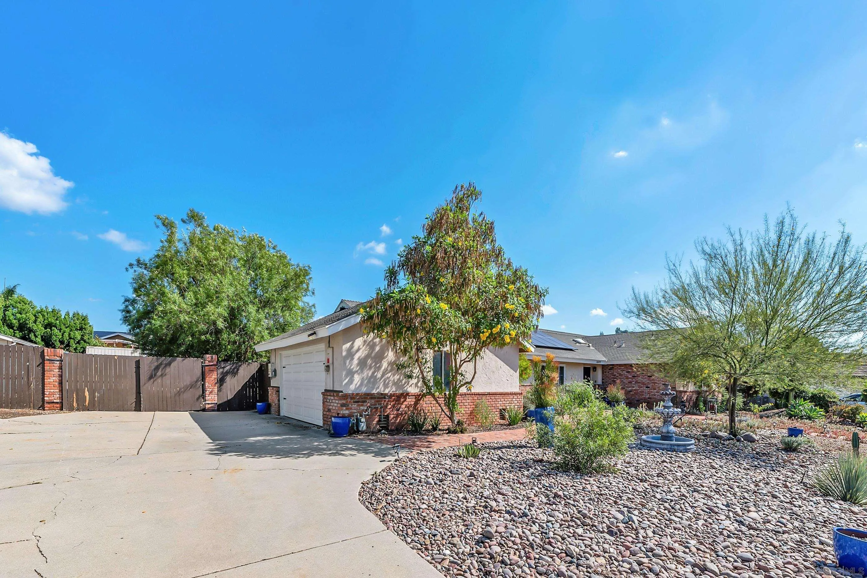 1803 Hillsdale Ln, El Cajon
