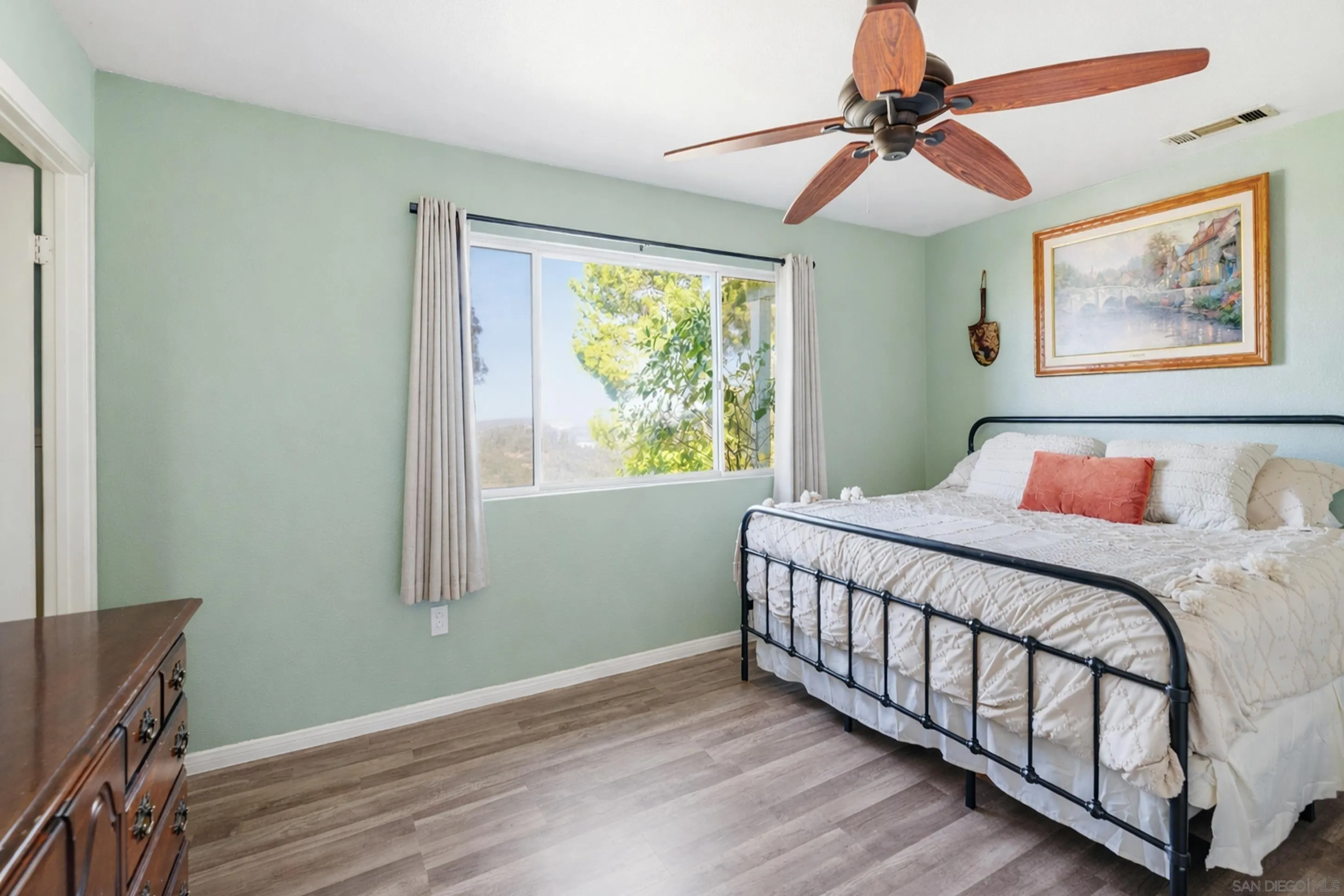 41494 Rolling Hills Drive