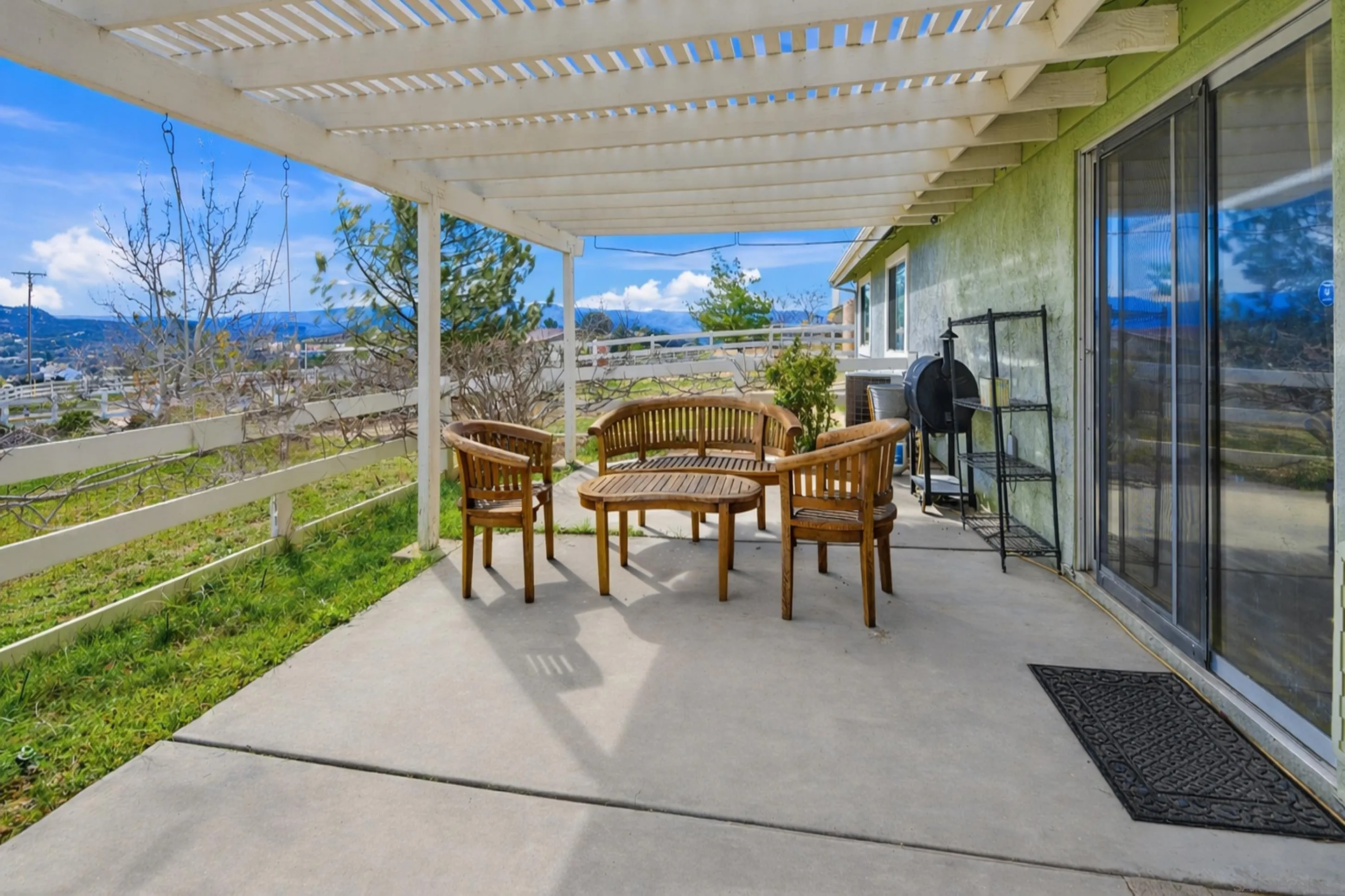 41494 Rolling Hills Drive