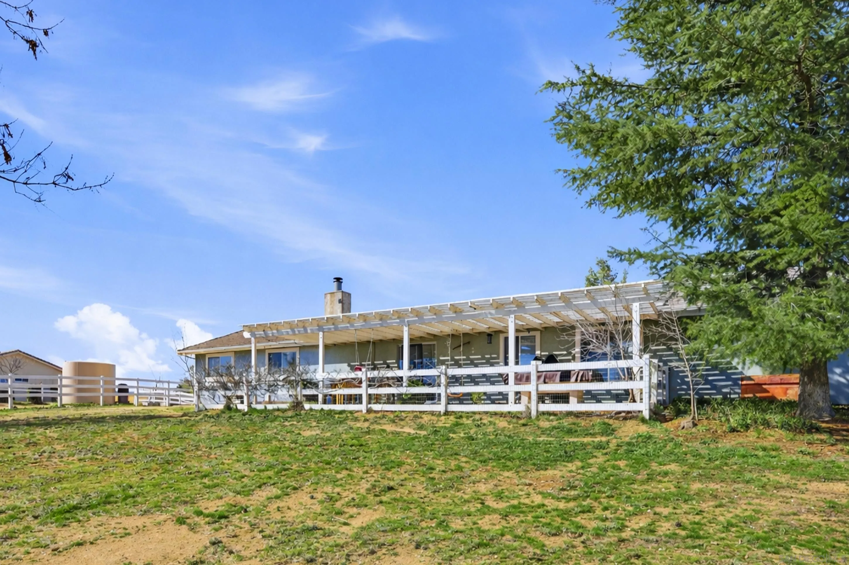 41494 Rolling Hills Drive