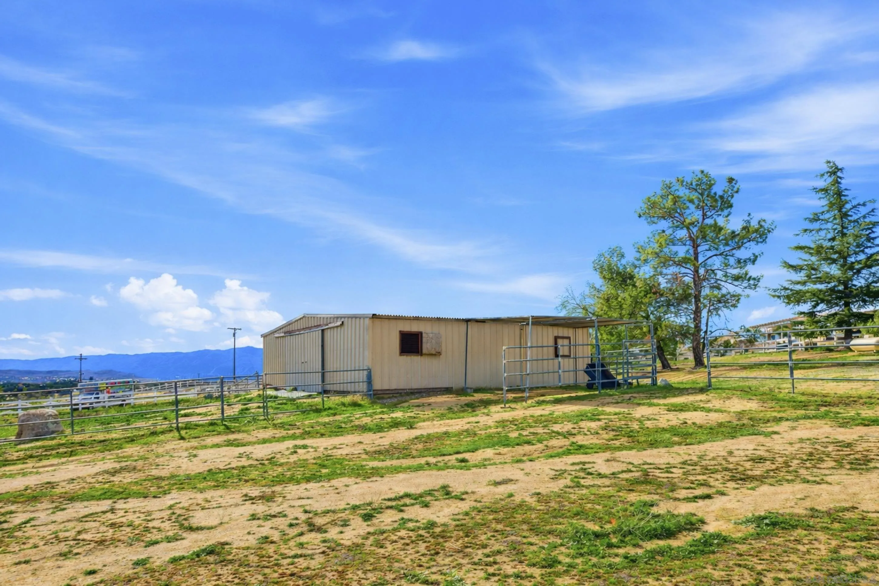 41494 Rolling Hills Drive