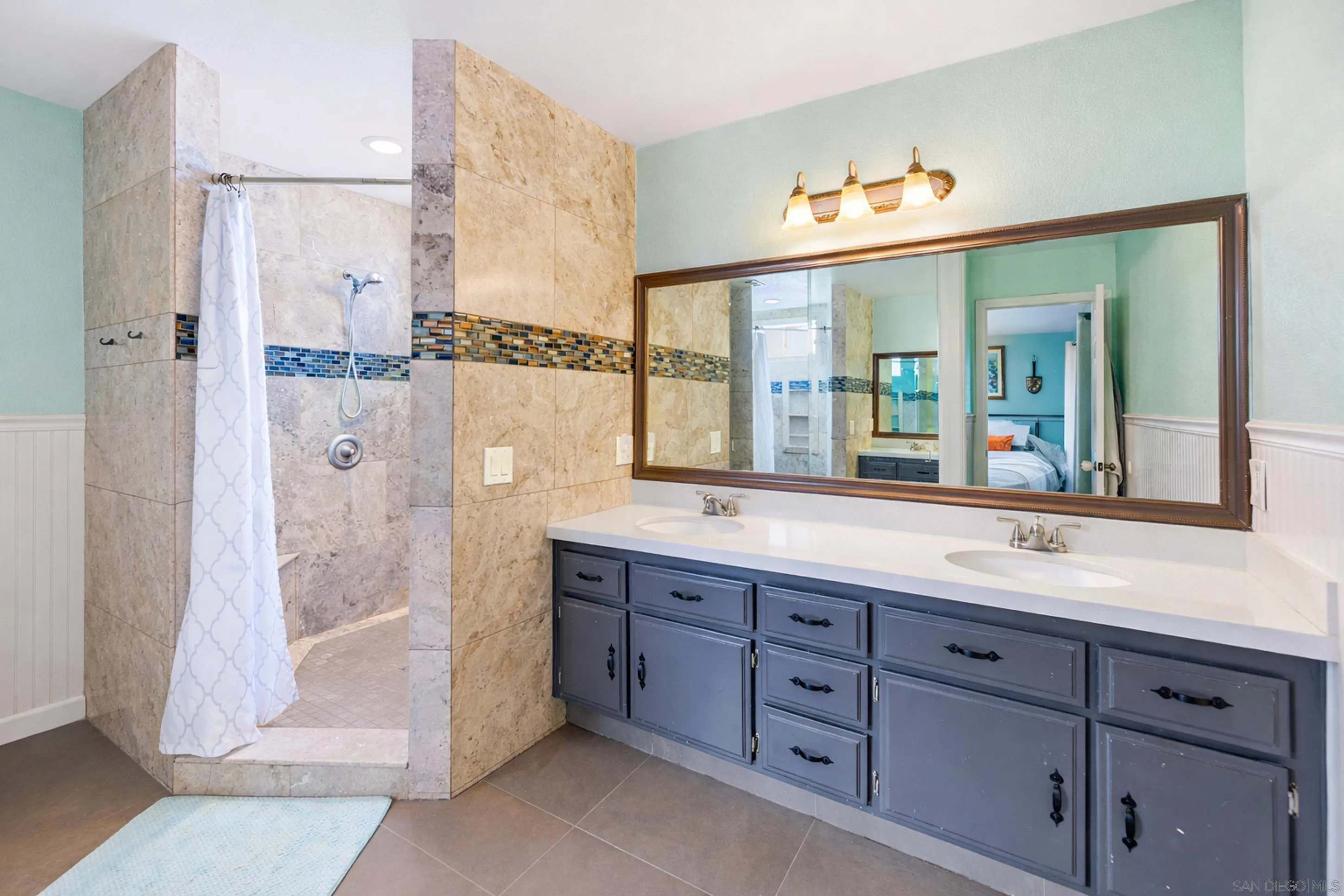 41494 Rolling Hills Drive