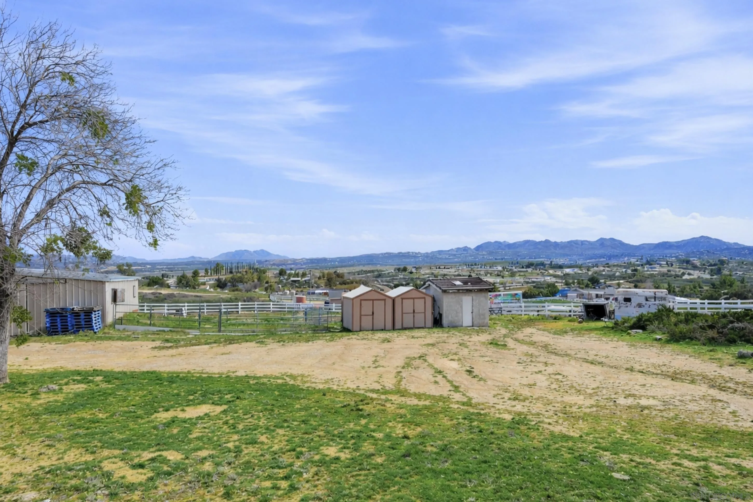 41494 Rolling Hills Drive