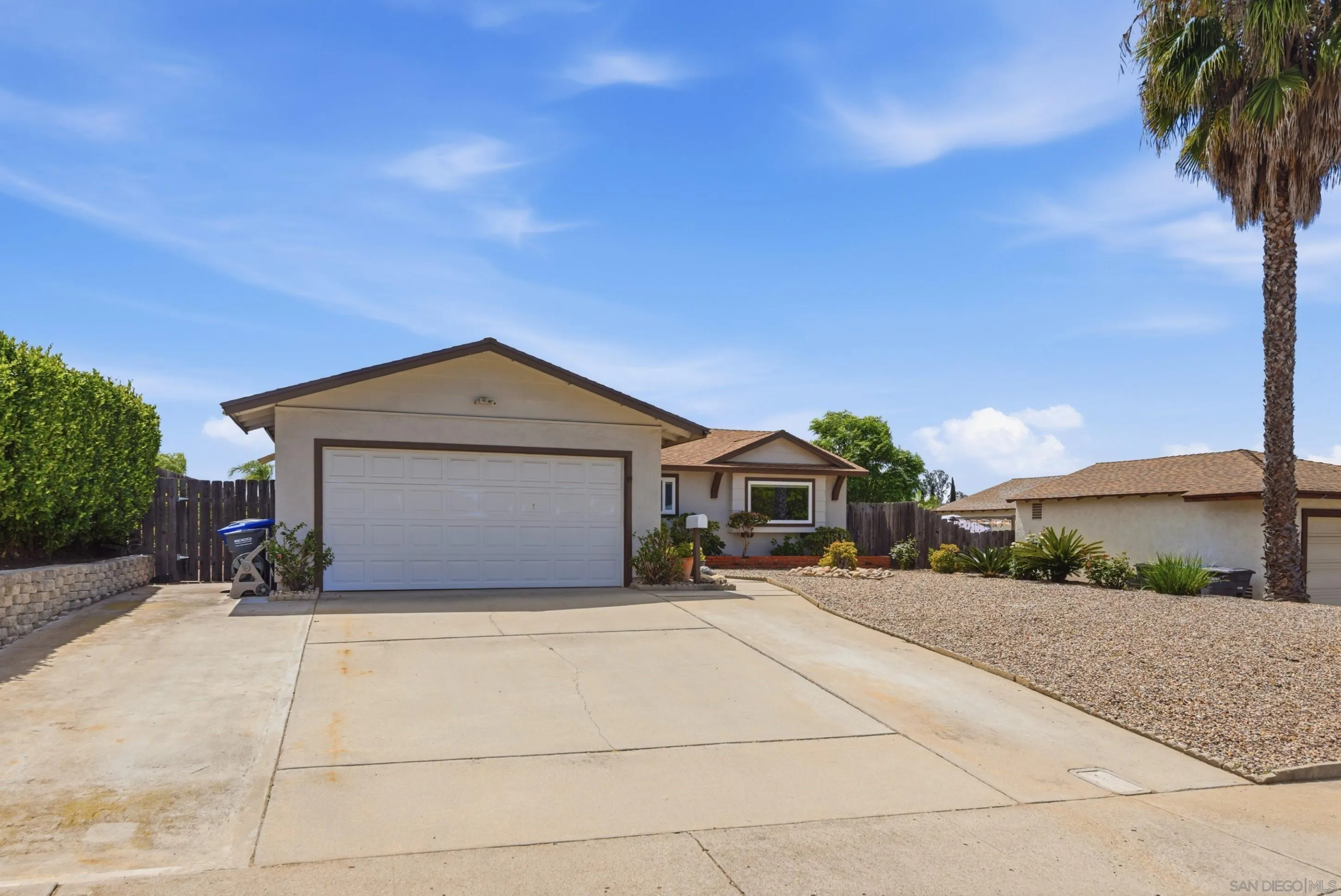 12721 Via La Gardenia