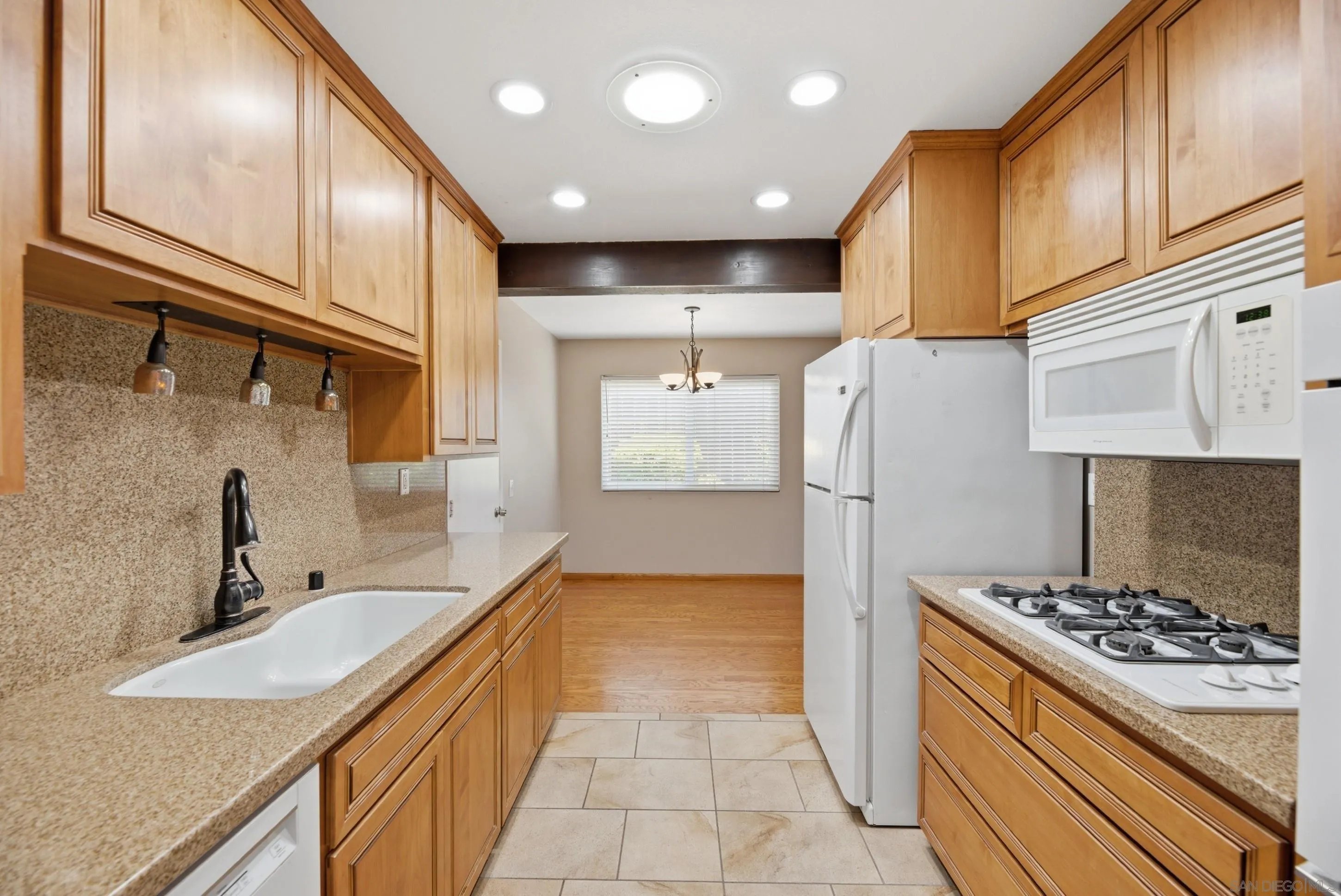 12721 Via La Gardenia