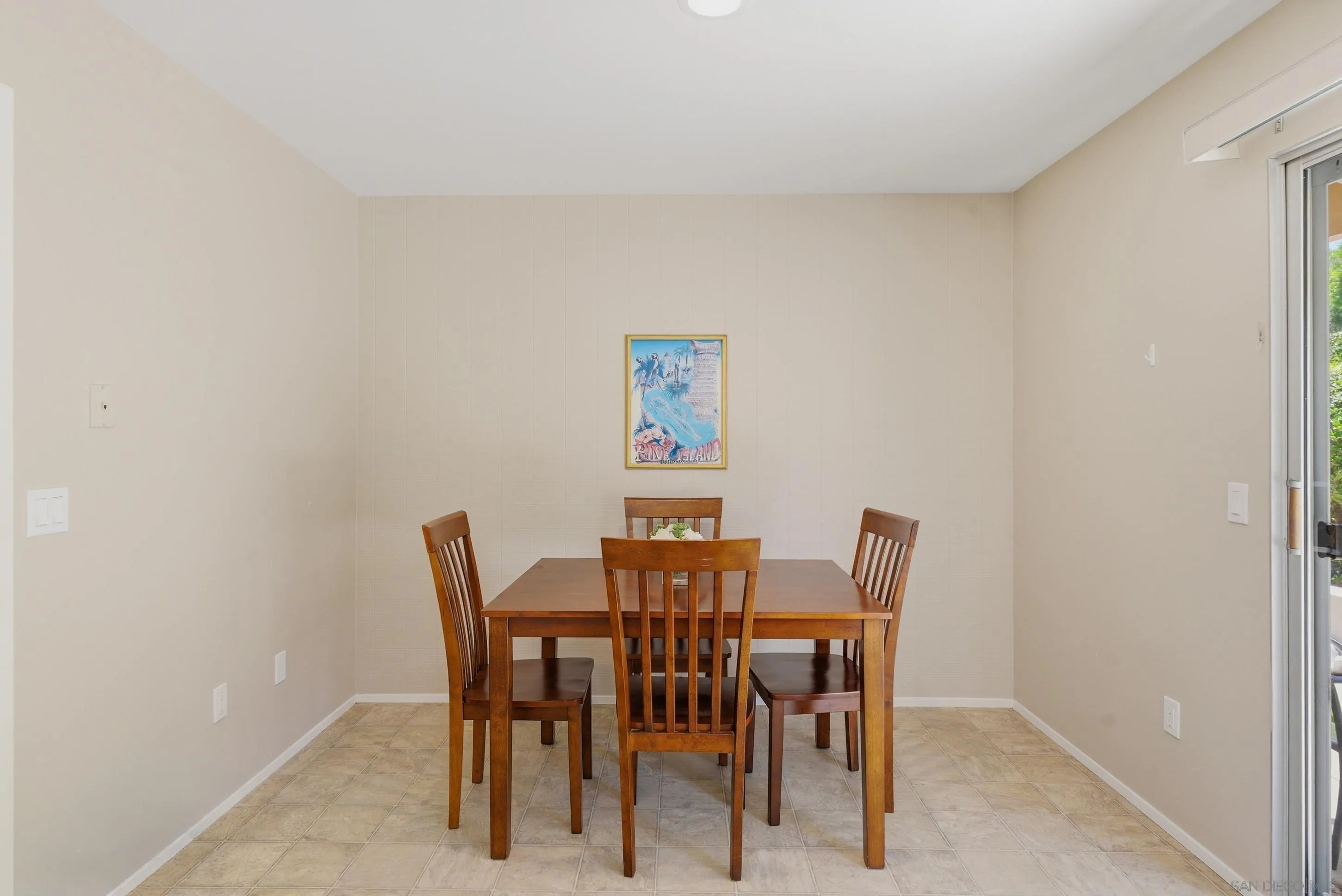 17441 Plaza Animado 133