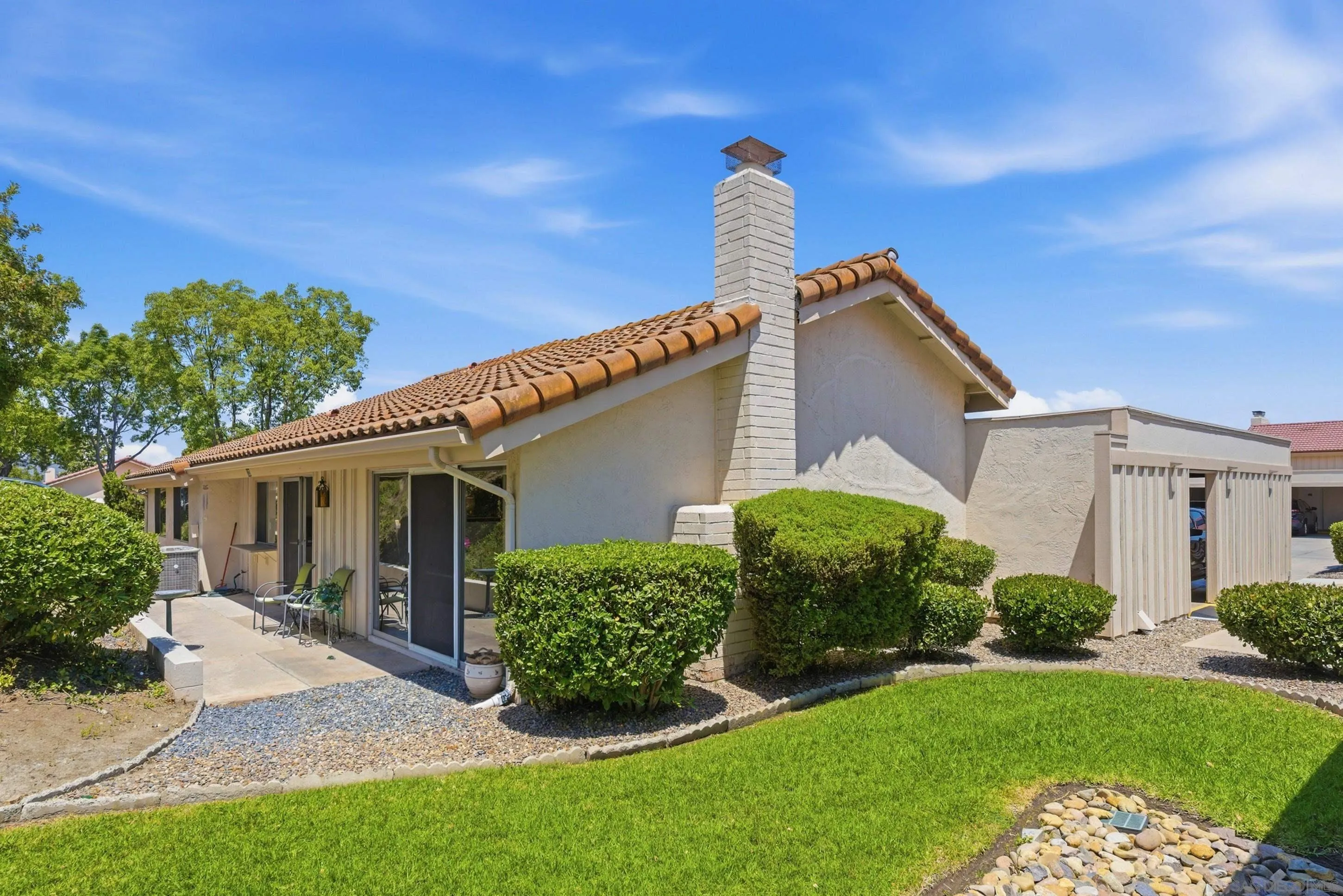 17441 Plaza Animado 133