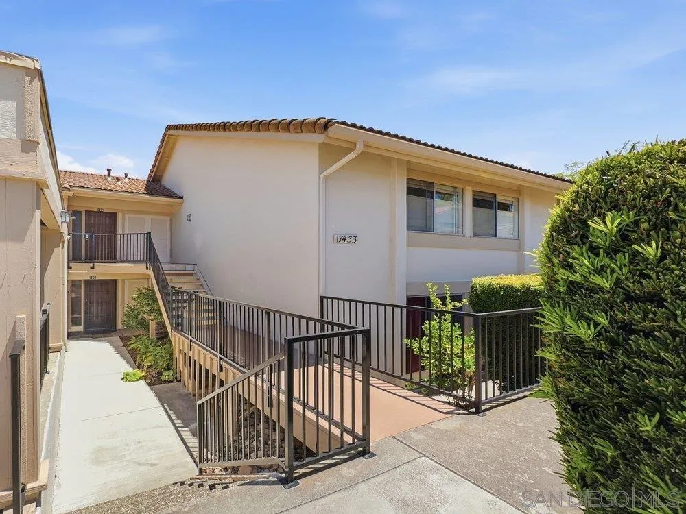 17453 Plaza Cerado Unit 105