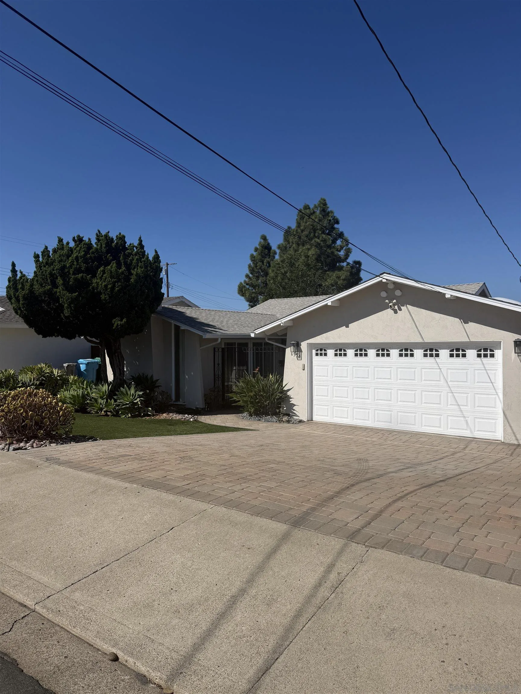 6554 Bantam Lake Ave