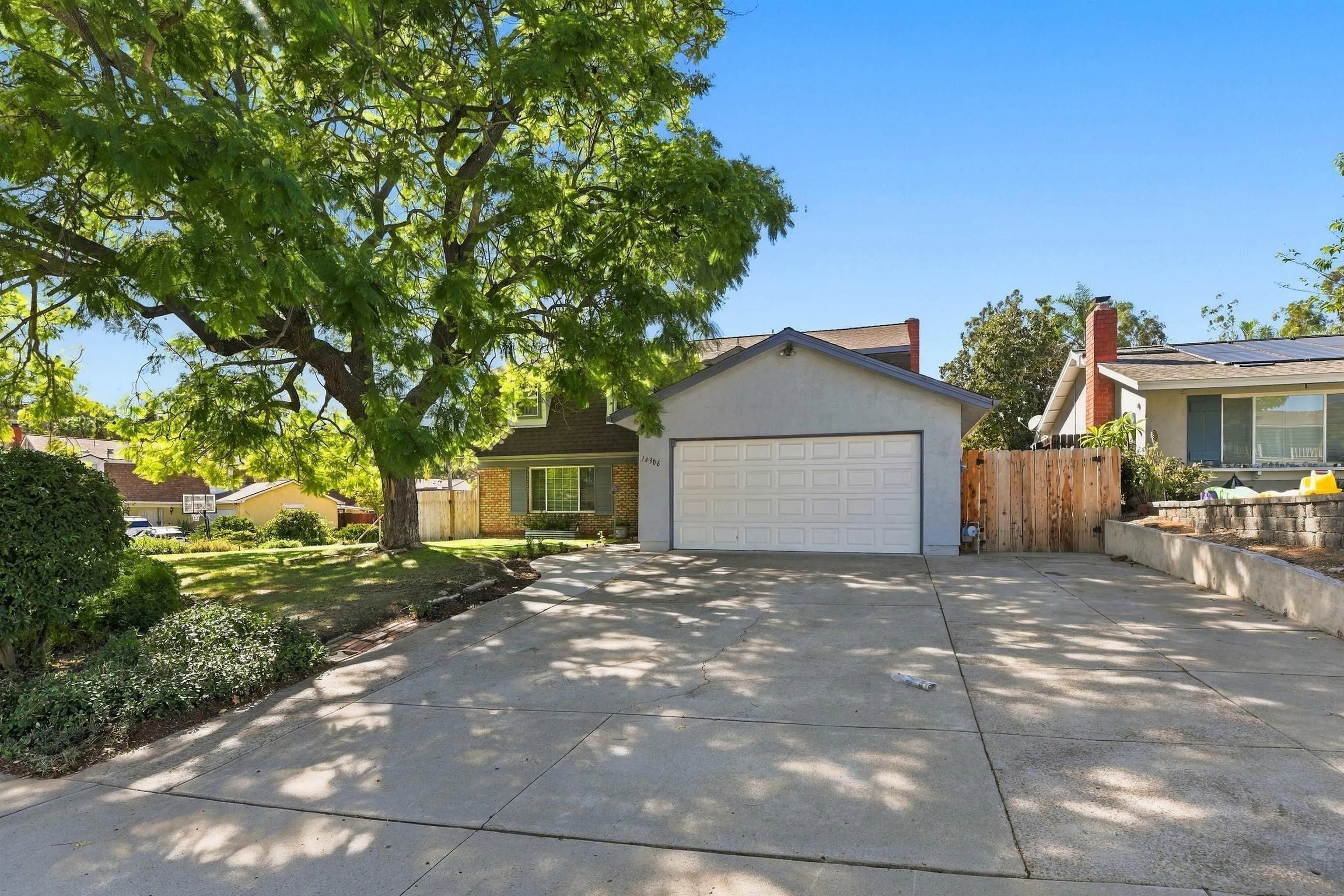 14306 Sladon
