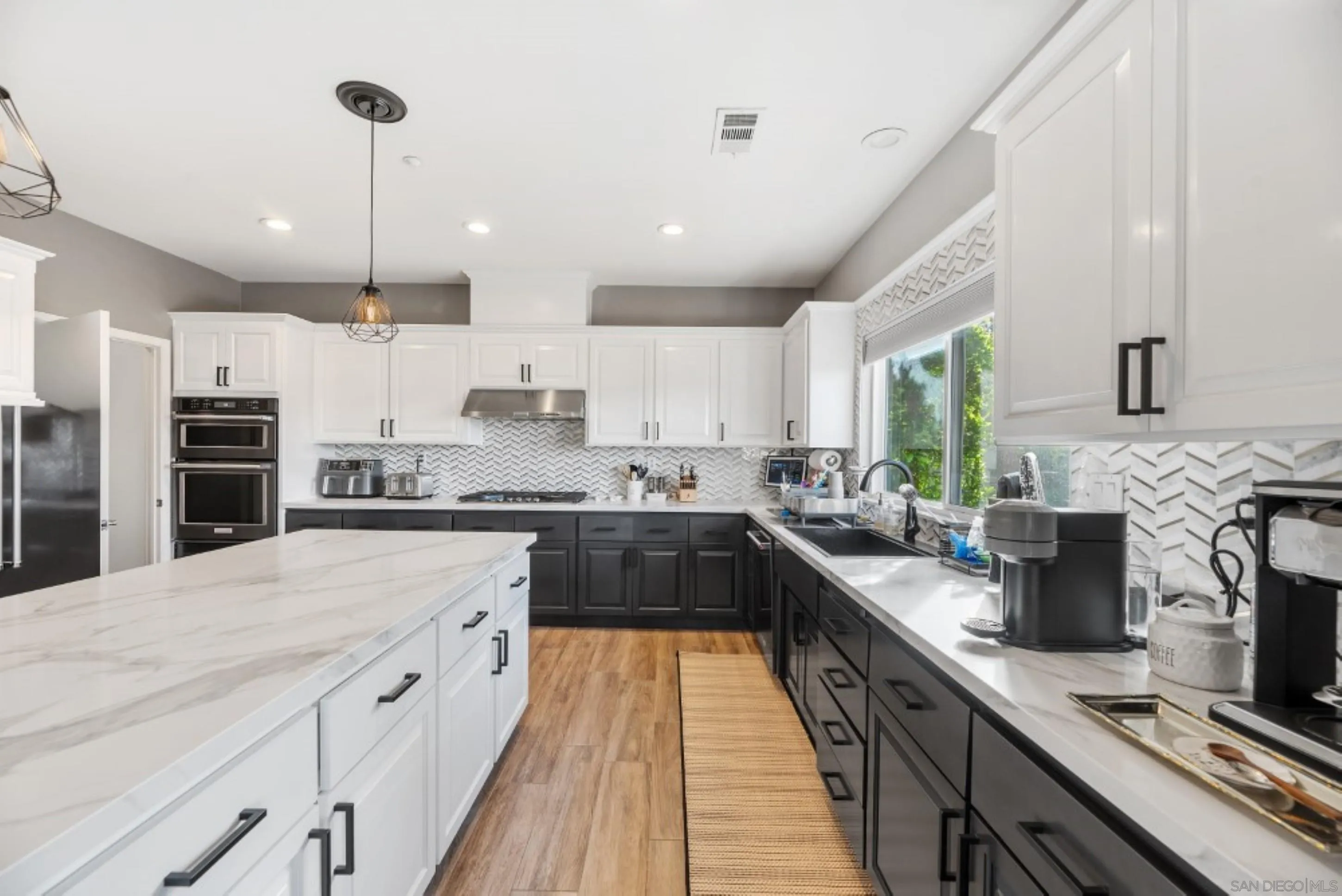 28250 Deep Canyon Dr