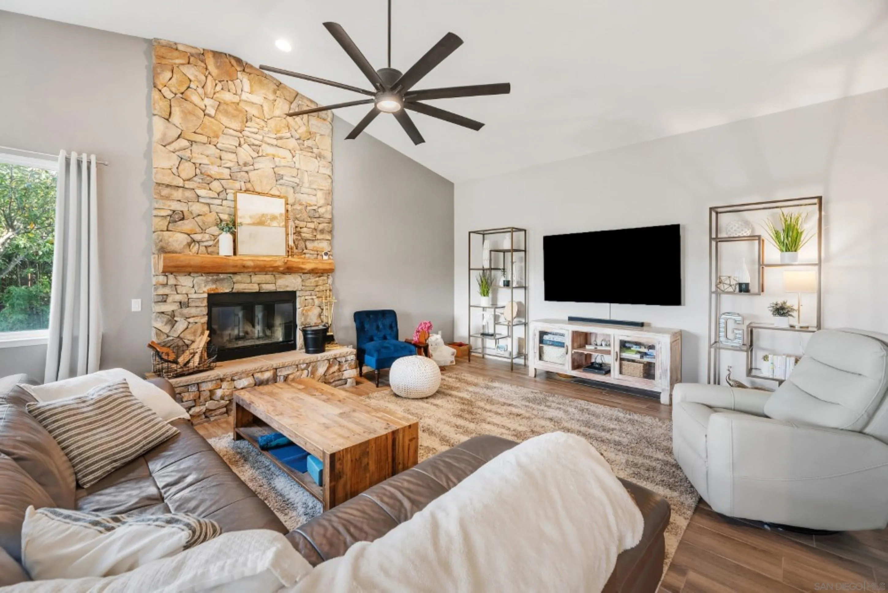 28250 Deep Canyon Dr